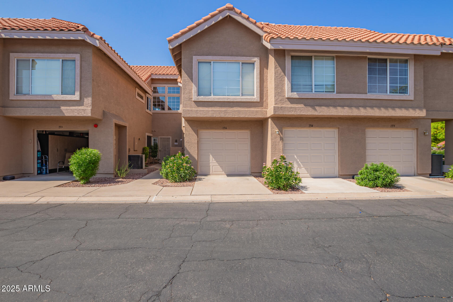 1633 E LAKESIDE Drive 156