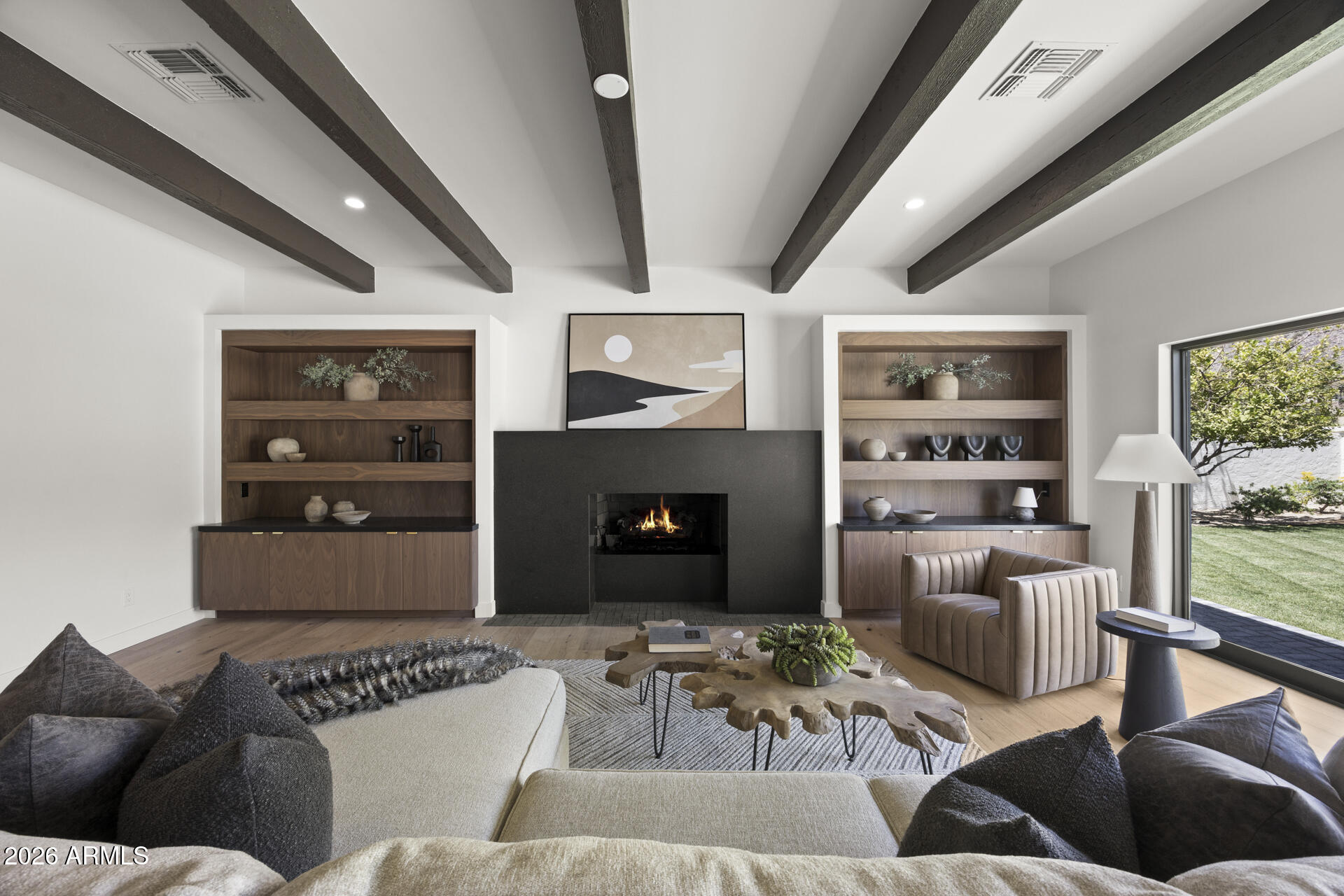 CAMELBACK EAST - Residential