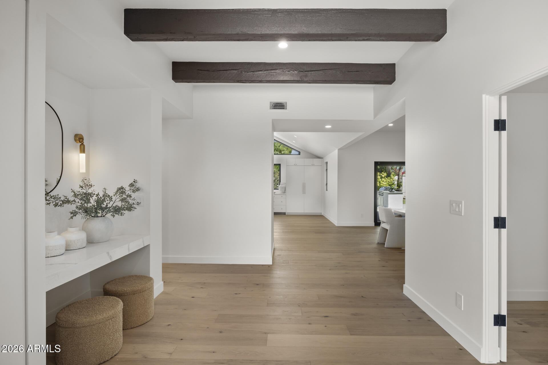 CAMELBACK EAST - Residential