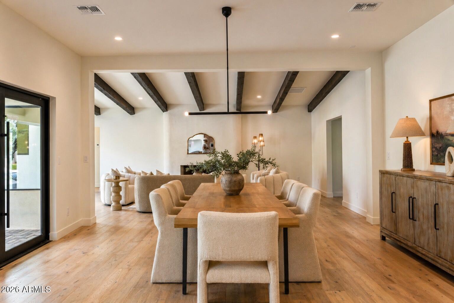 CAMELBACK EAST - Residential