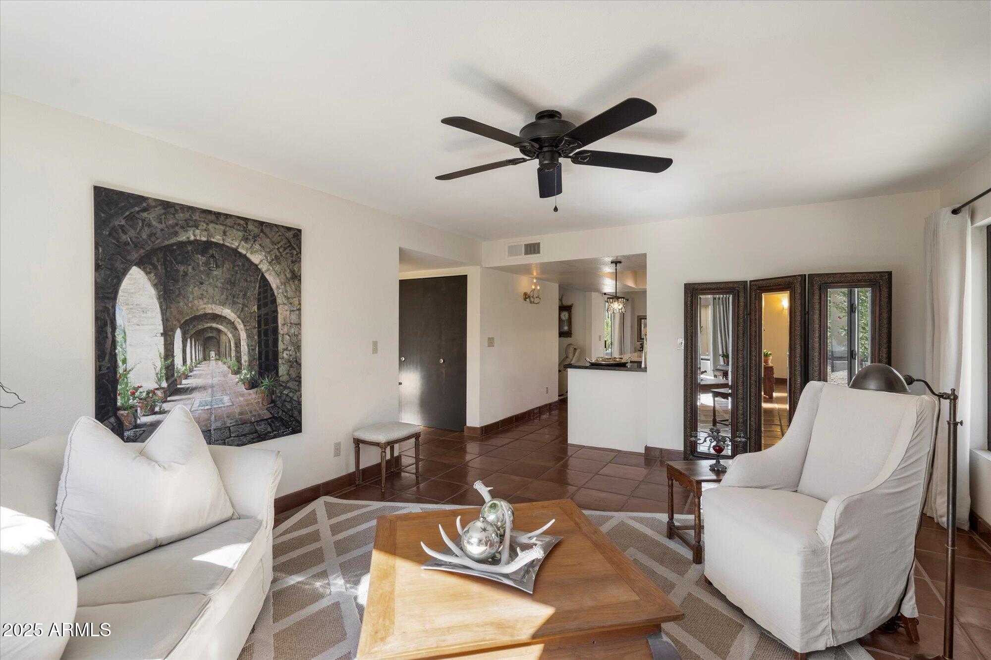 37801 N CAVE CREEK Road 39