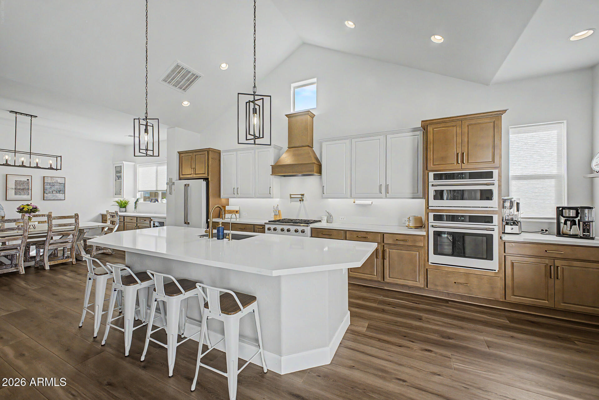BLOSSOM ROCK PHASE 1 - Residential