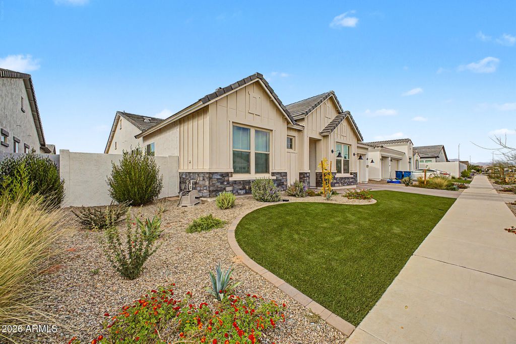 Photo of 1016 W Ridge Road, Apache Junction, AZ 85120 (MLS # 7021289)