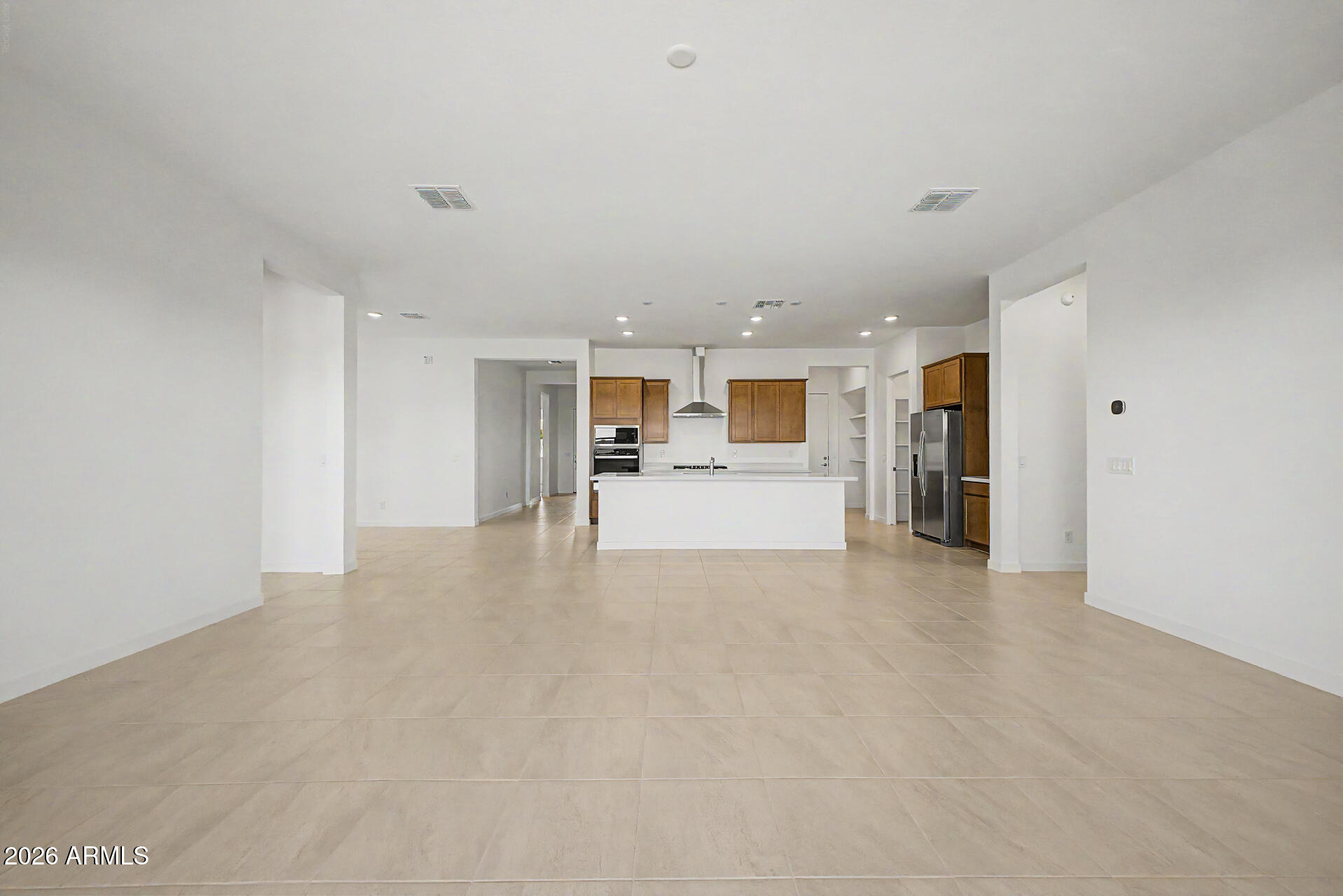 283 W FLOYD Drive