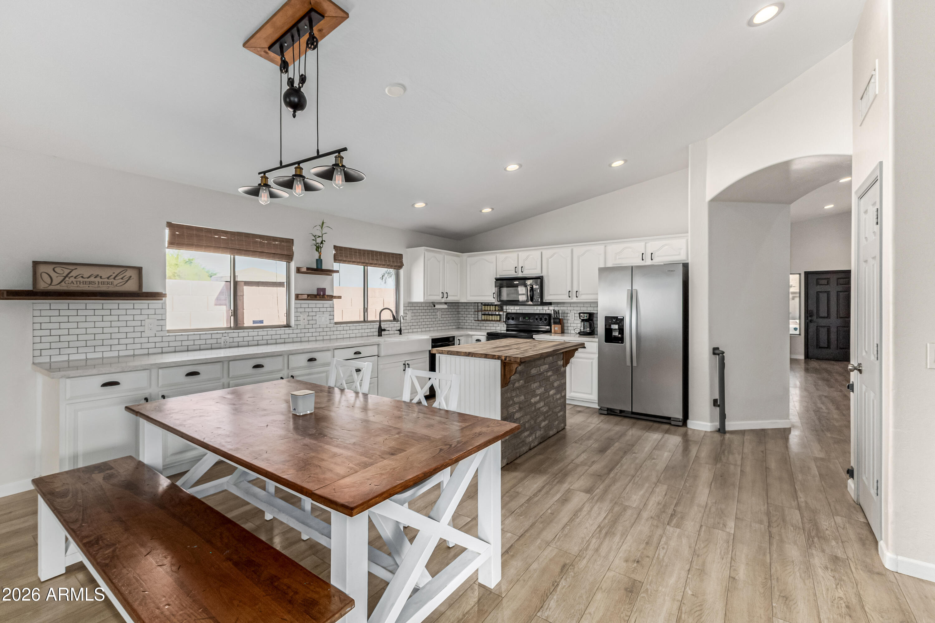 8308 W BERRIDGE Lane