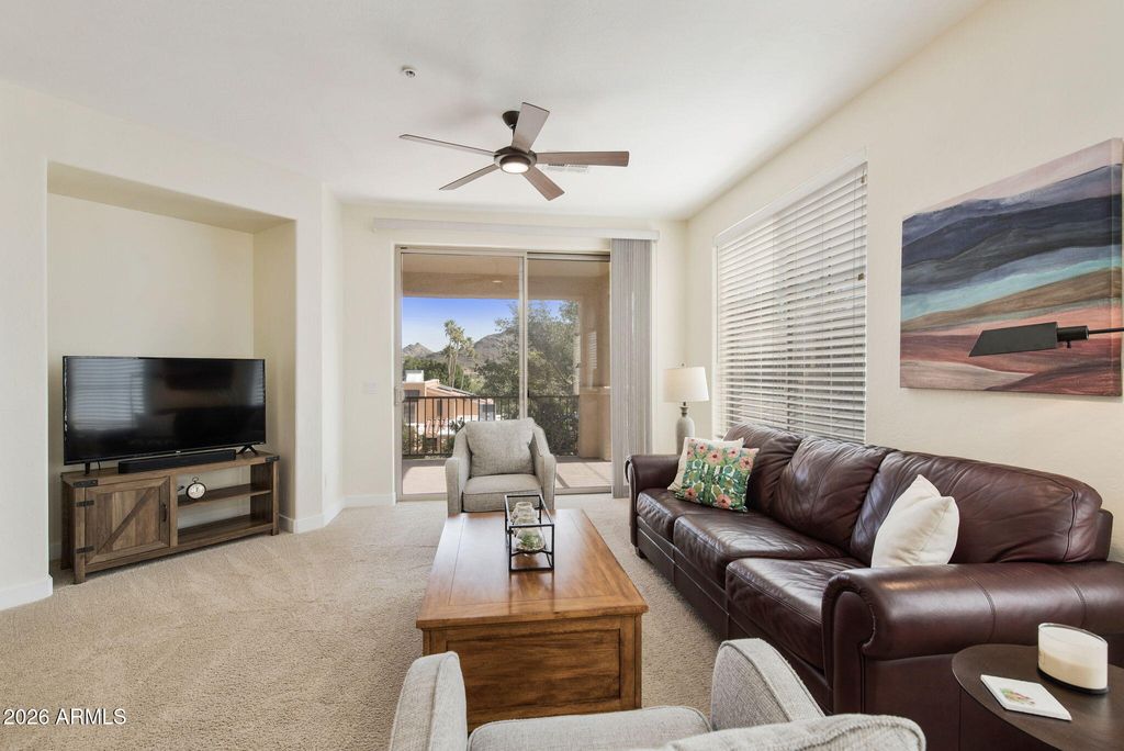 Photo of 10655 N 9th Street #217, Phoenix, AZ 85020 (MLS # 6974434)