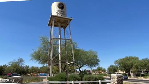 A home in San Tan Valley