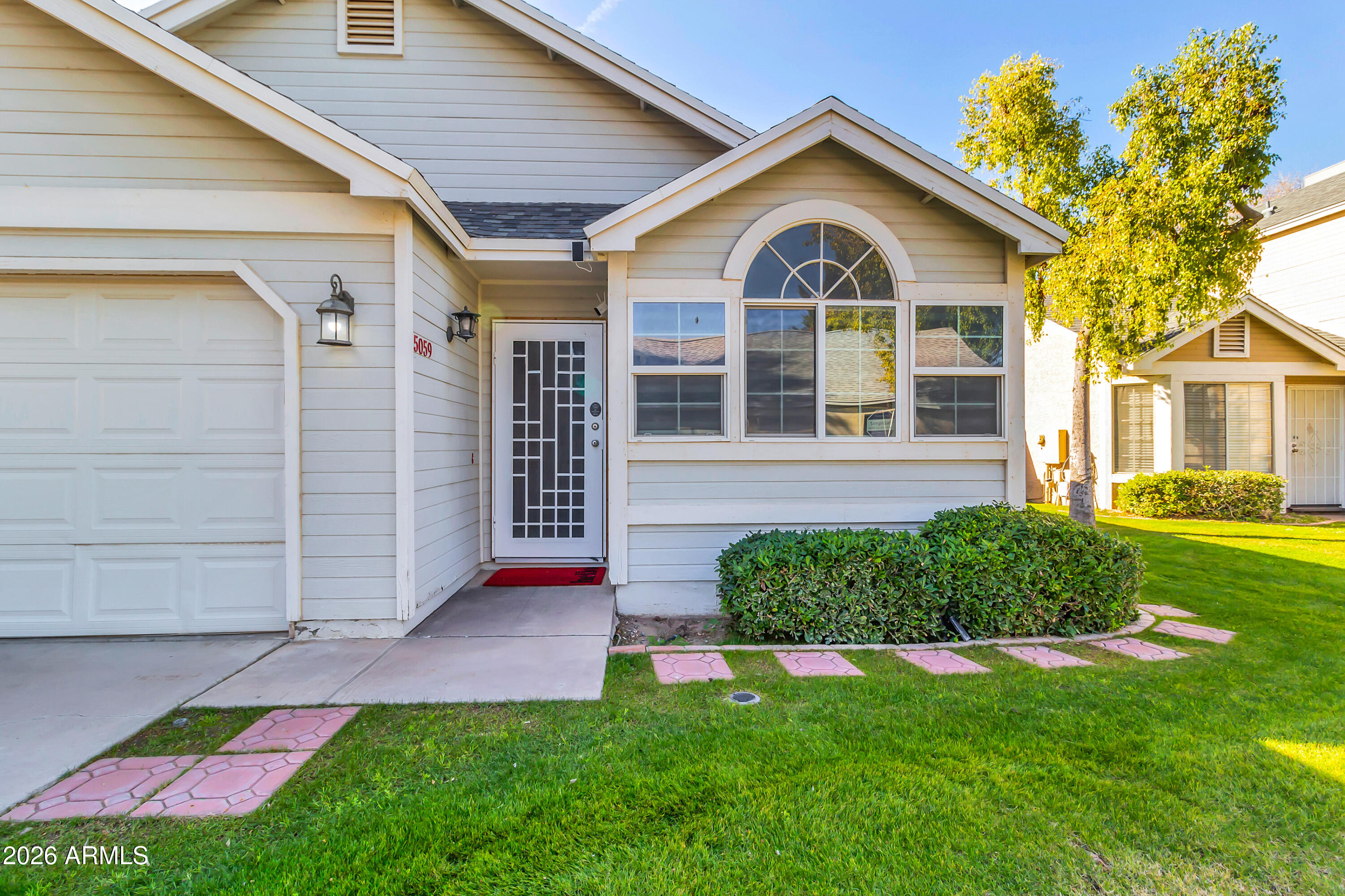 5059 W CHICAGO Circle S