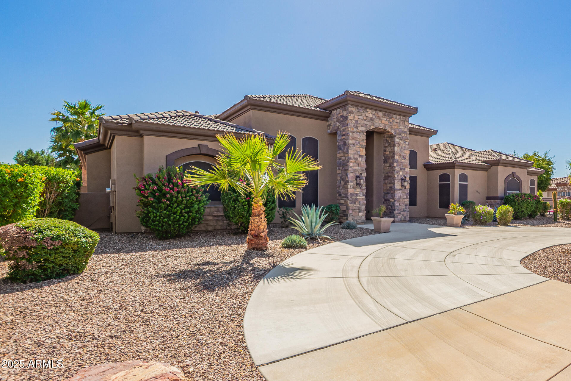 17943 W SOLANO Drive