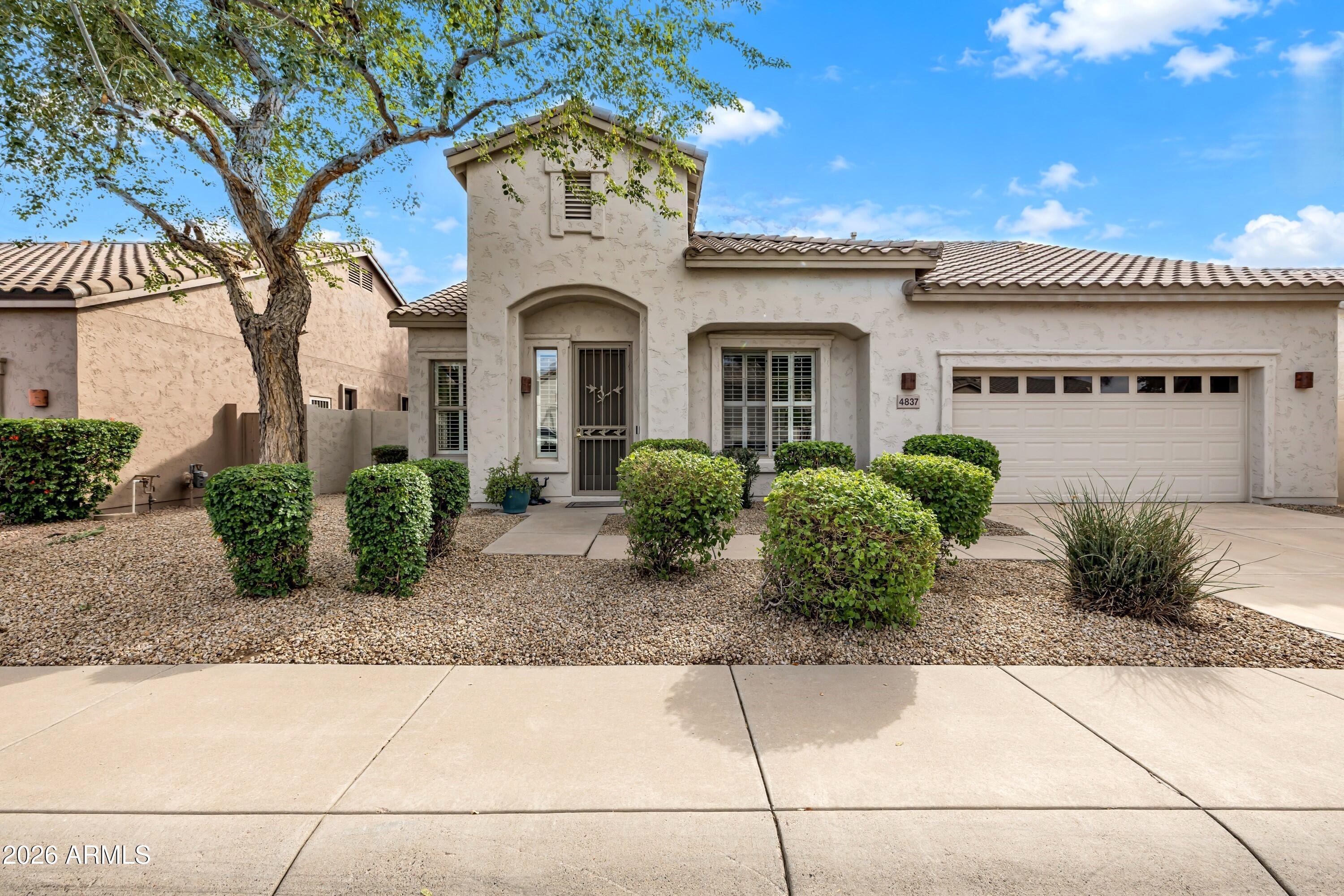 4837 E ANNETTE Drive