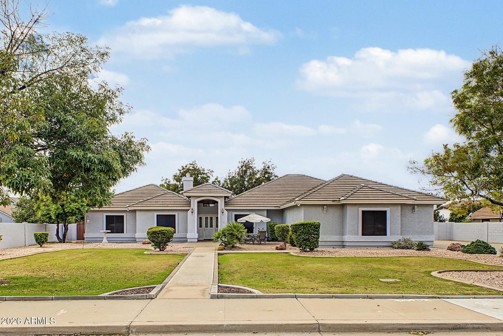 Photo of 2711 E Pueblo Avenue, Mesa, AZ 85204 (MLS # 7093208)