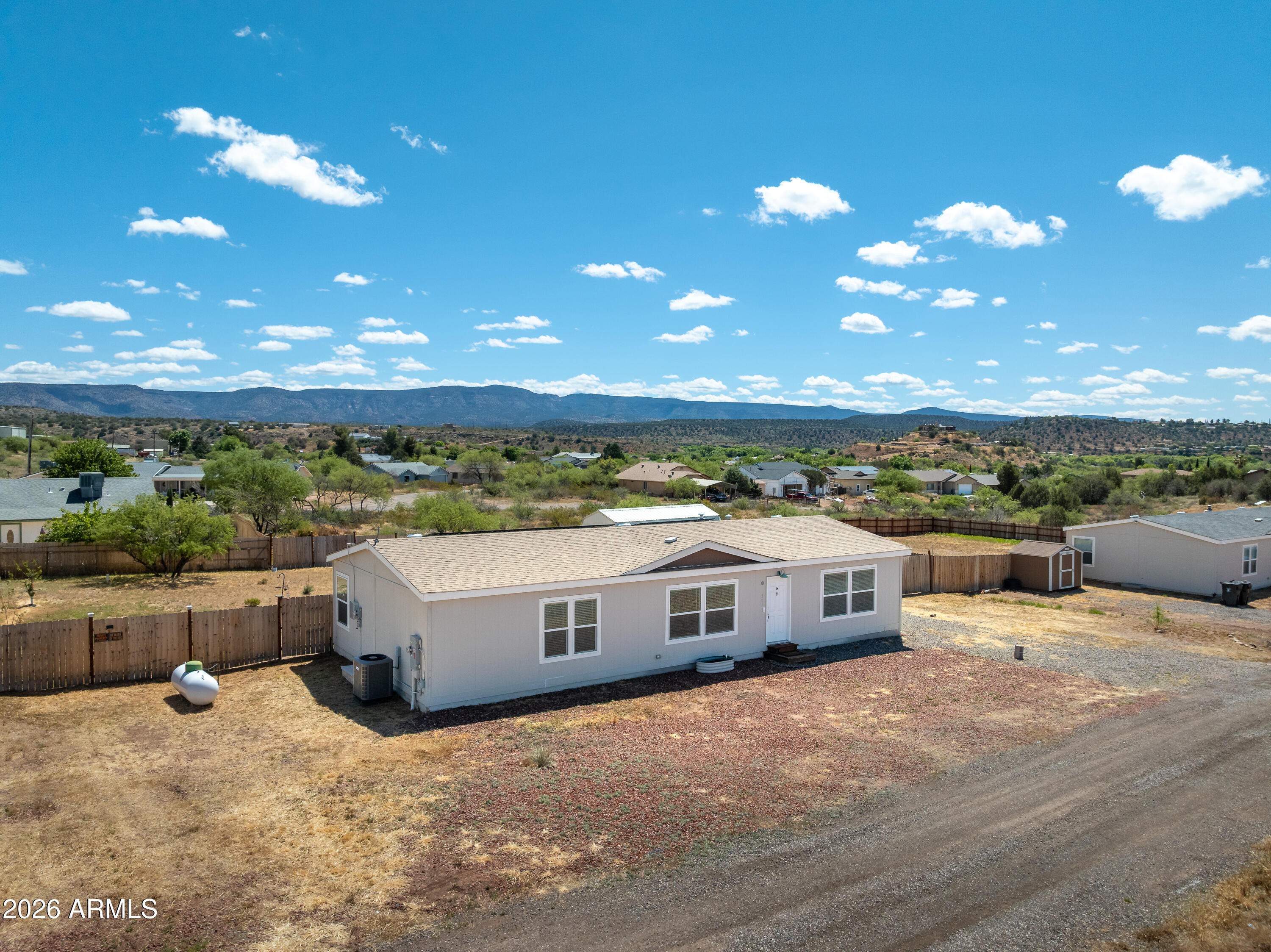 5885 N ROBIN LYNN Lane