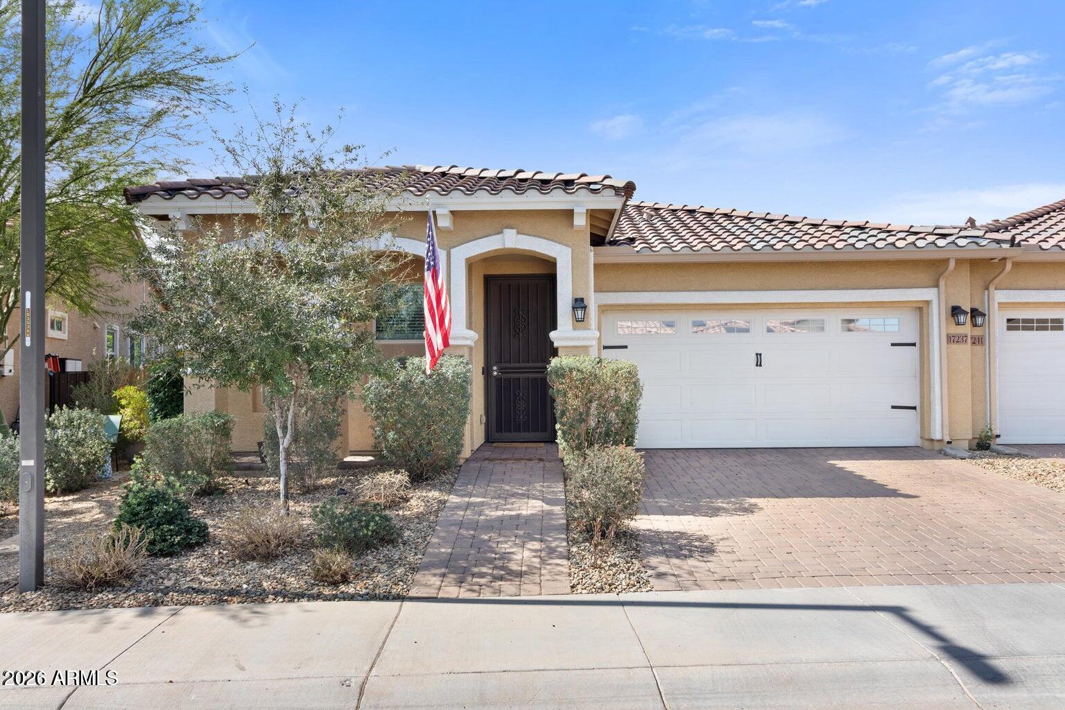 17237 W WEST WIND Drive