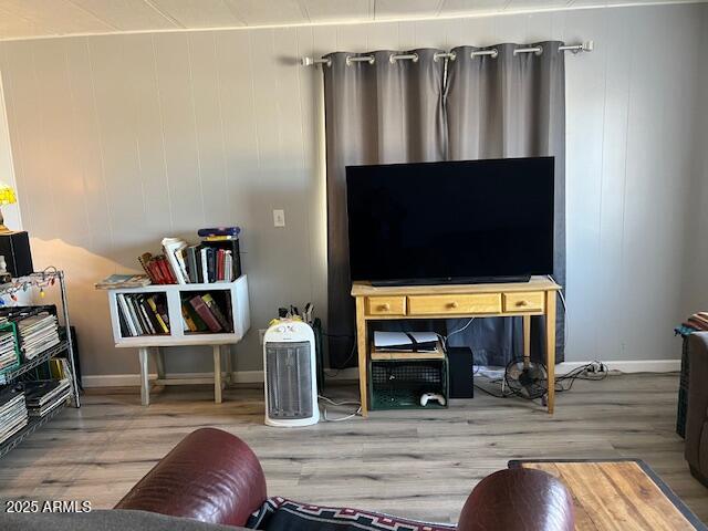 3300 E Fry Boulevard 22