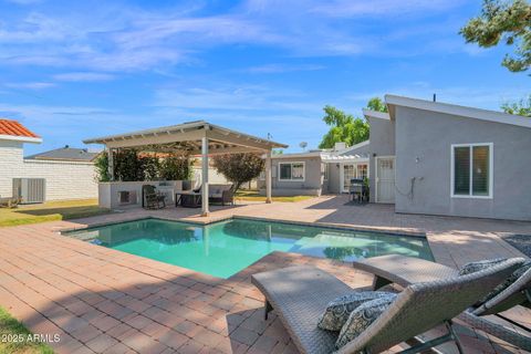 1704 E SOLANO Drive Phoenix AZ 85016