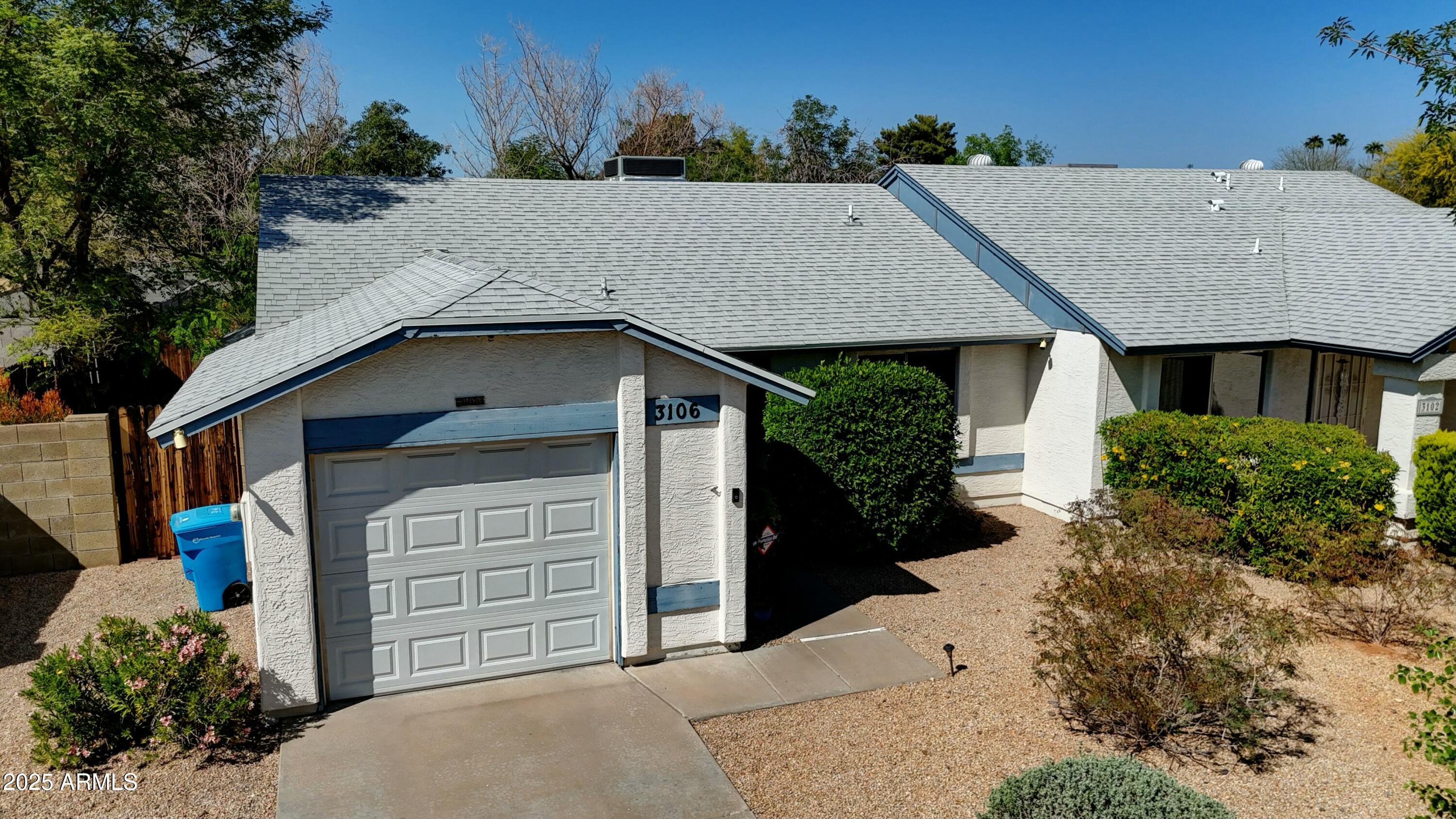 3106 W MOHAWK Lane