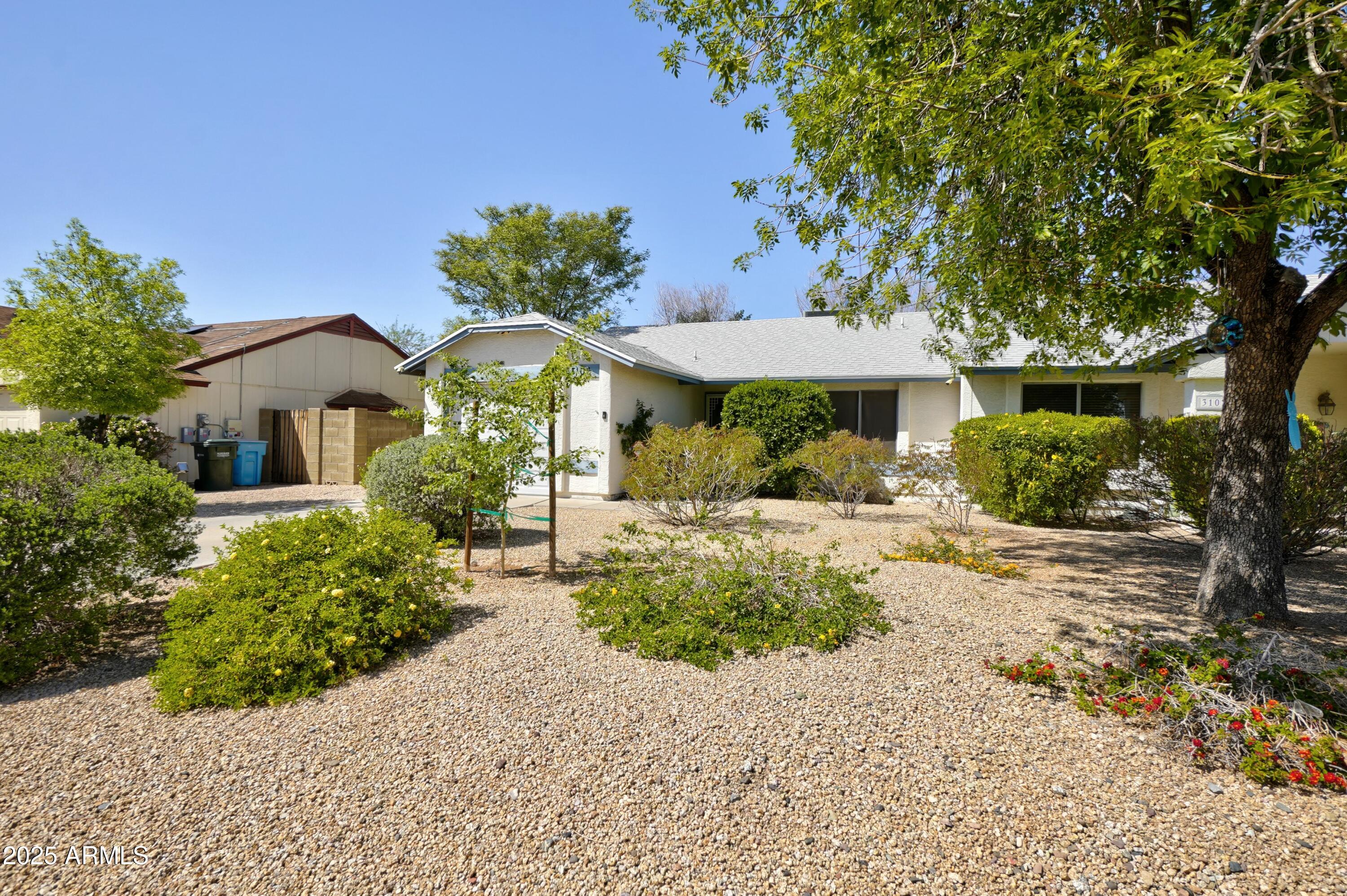 3106 W MOHAWK Lane