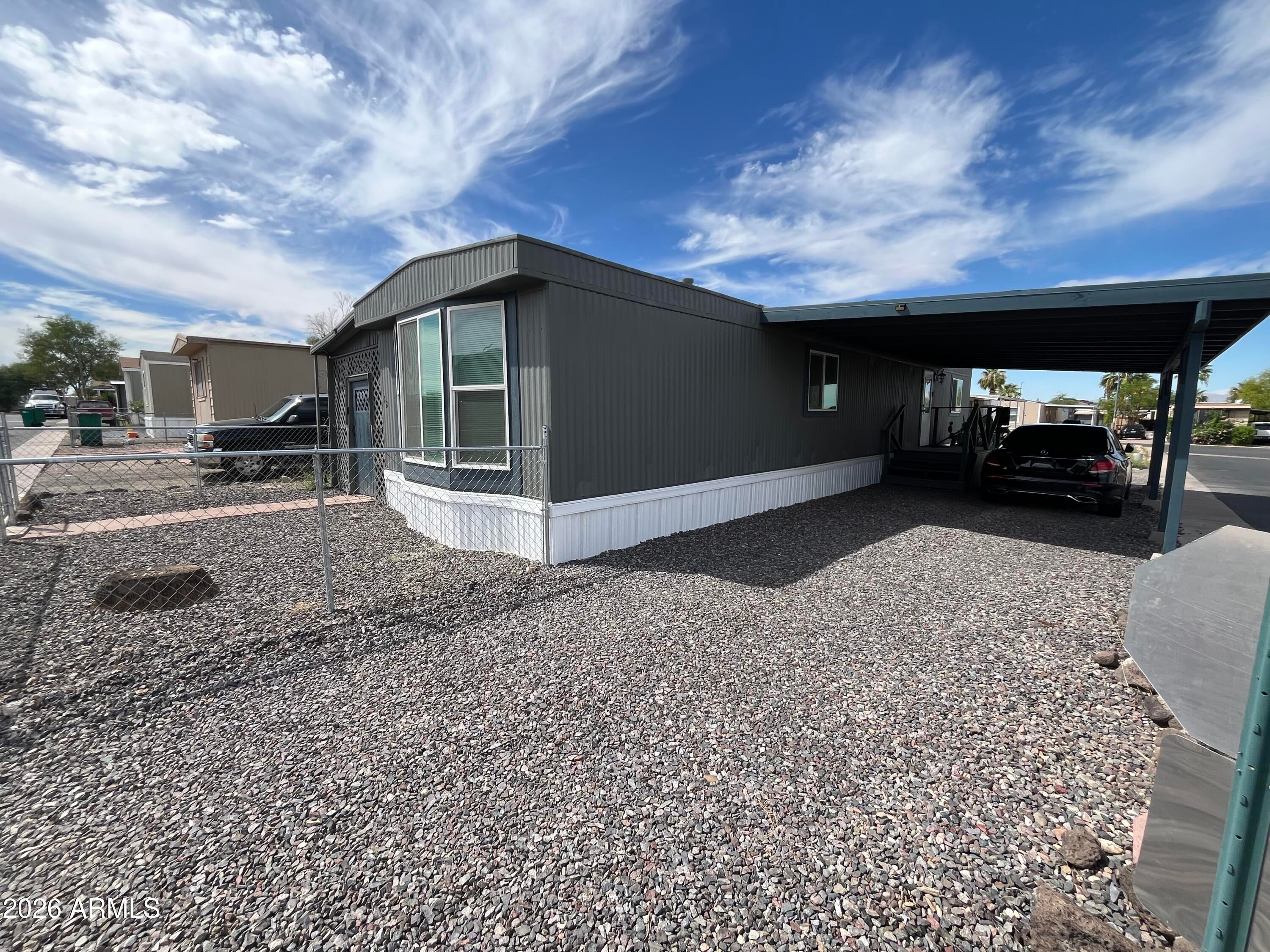 12727 W GLENDALE Avenue 82