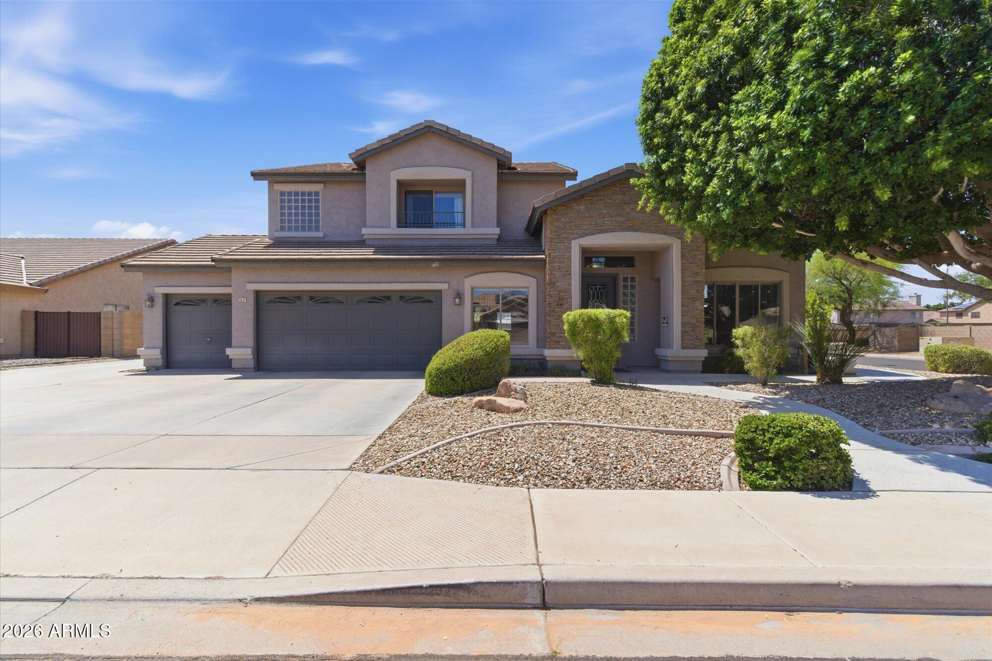 8629 W SALTER Drive