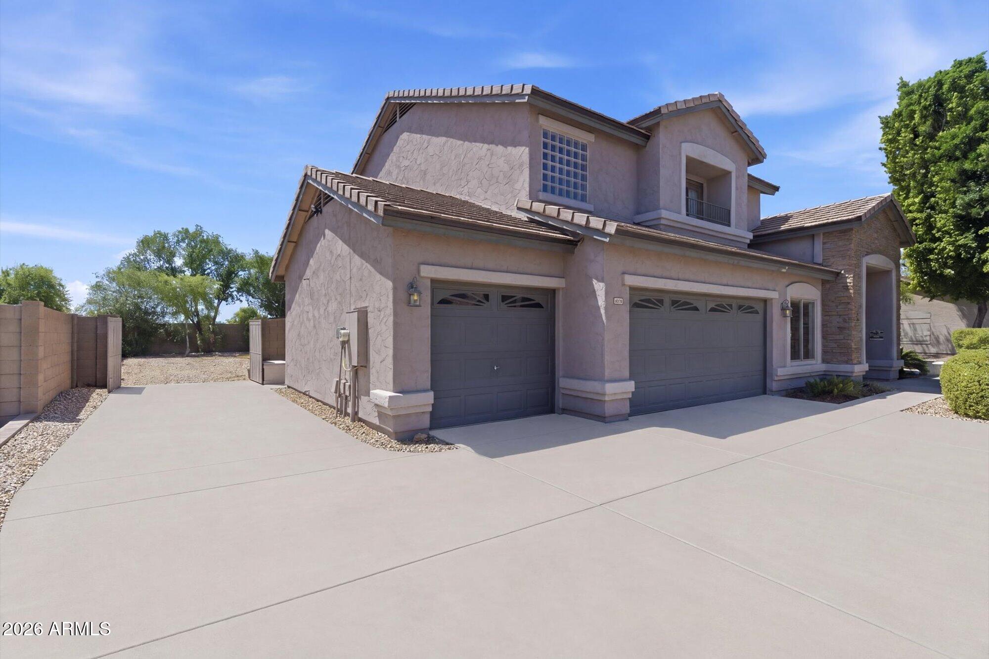 8629 W SALTER Drive