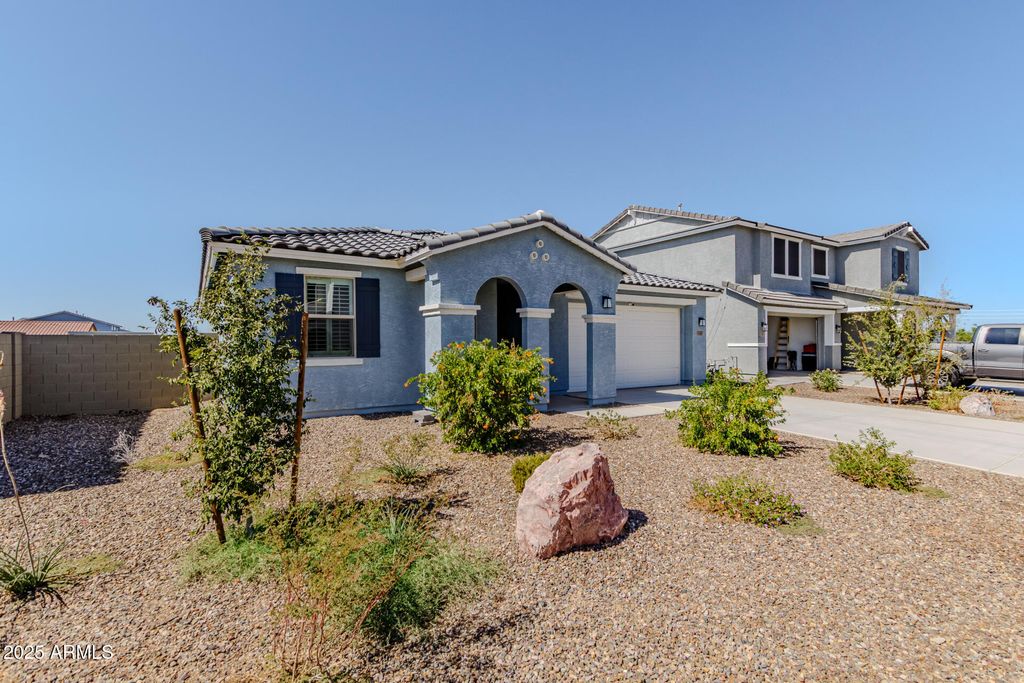 Photo of 7332 S Briarwood Lane, Gilbert, AZ 85298 (MLS # 6931374)