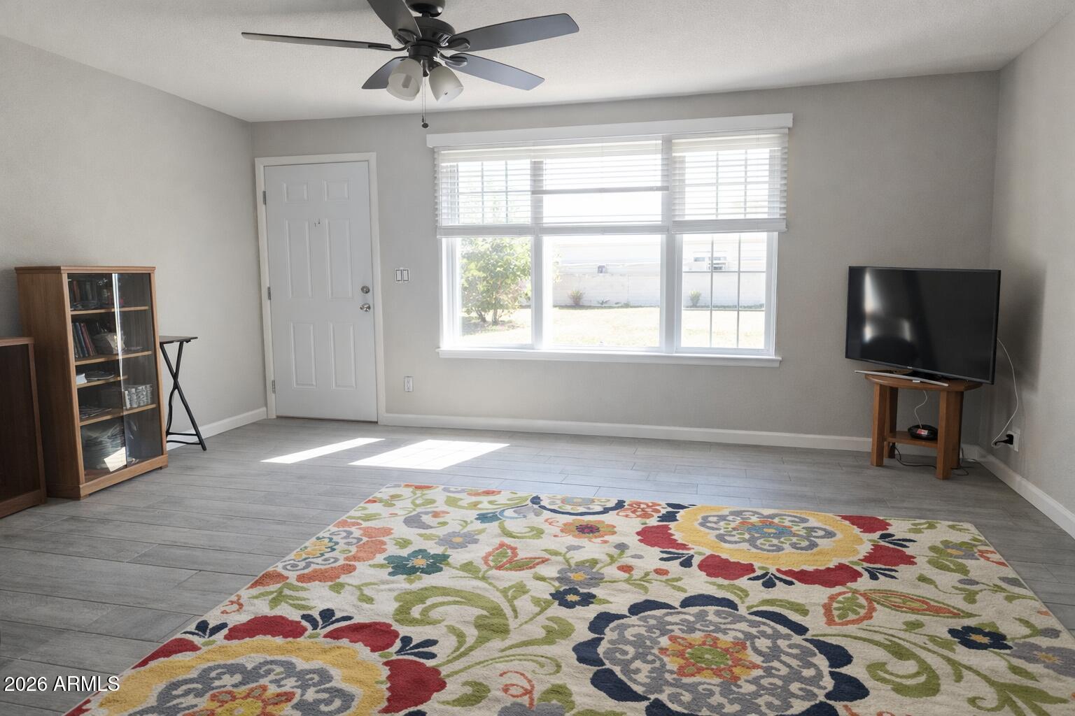 3702 W GLENDALE Avenue