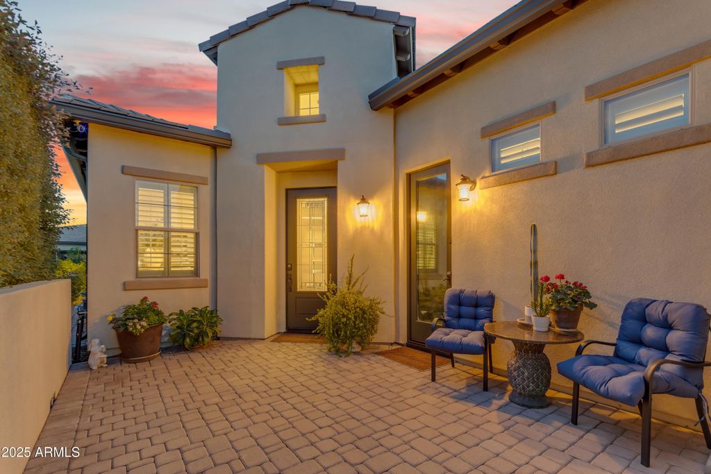 Photo of 829 E Snowy Farm Drive, Queen Creek, AZ 85140 (MLS # 6947113)