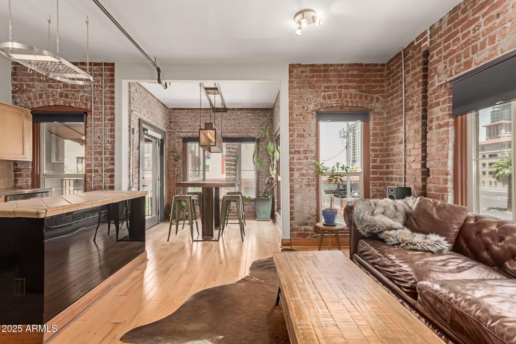 Photo of 387 N 2nd Avenue #F2, Phoenix, AZ 85003 (MLS # 6860449)