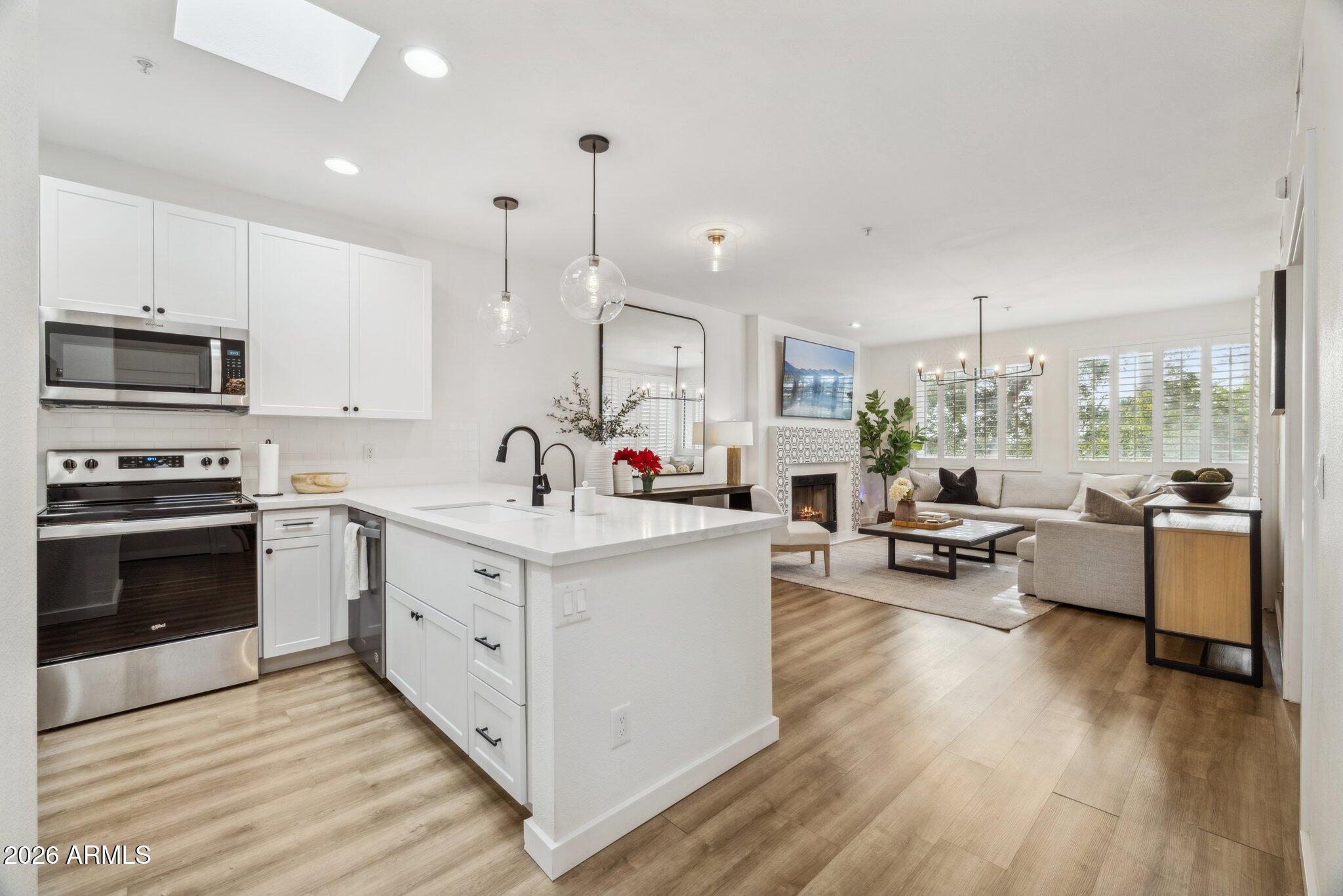 7700 E GAINEY RANCH Road 207