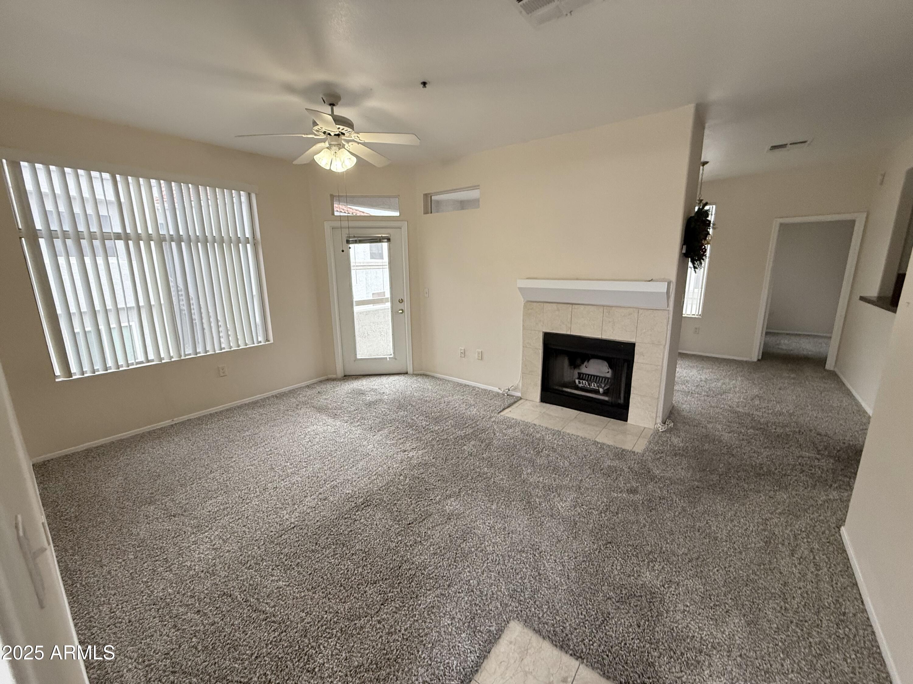 11375 E SAHUARO Drive 2077