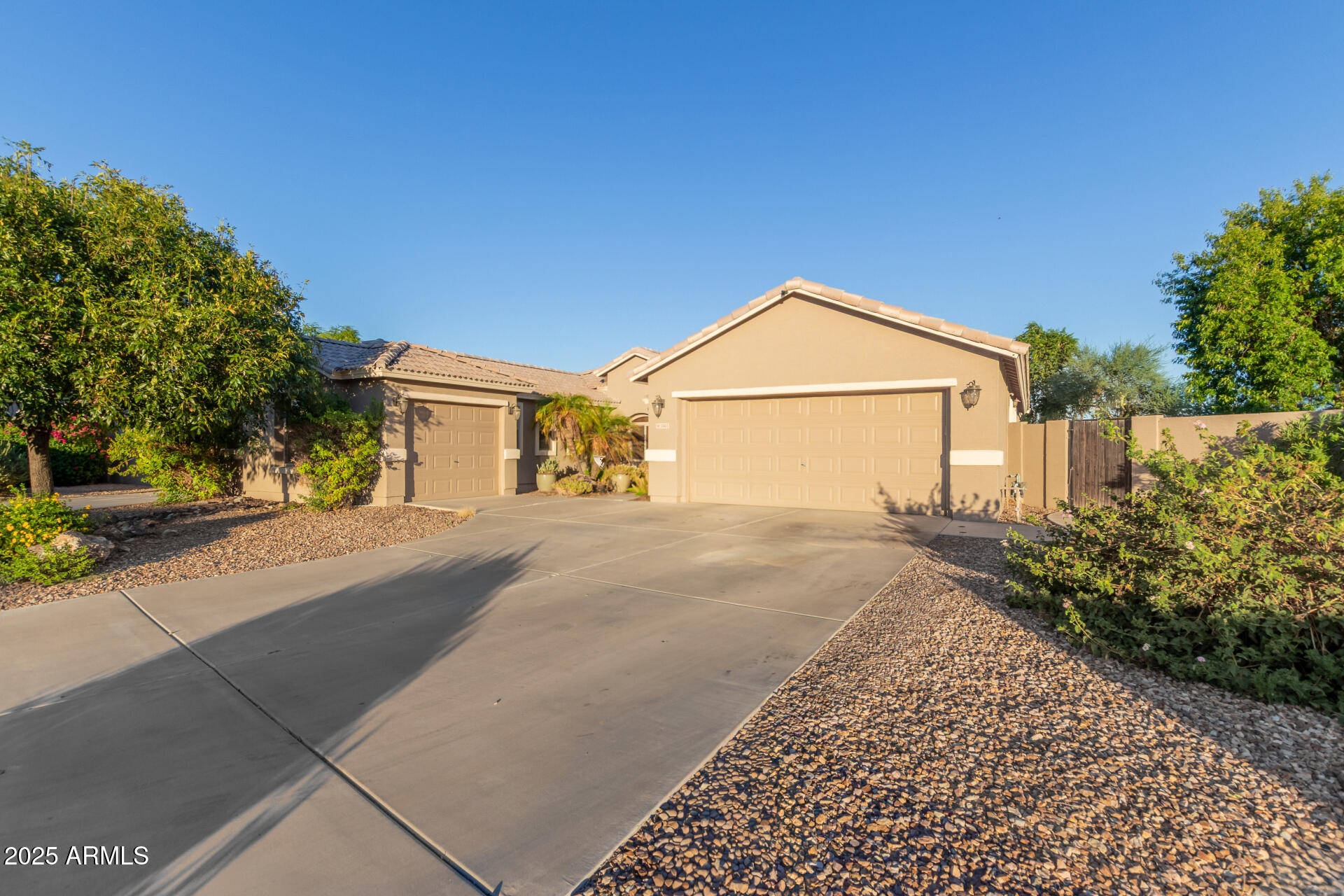 5503 N 83RD Drive