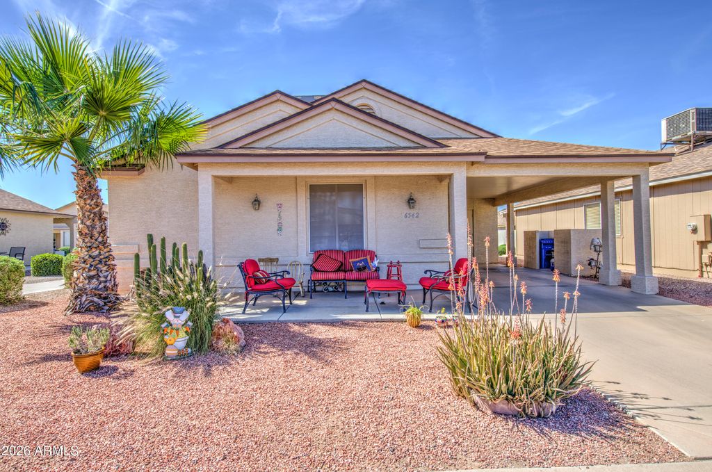 Photo of 6542 S Sawgrass Drive, Chandler, AZ 85249 (MLS # 7001697)