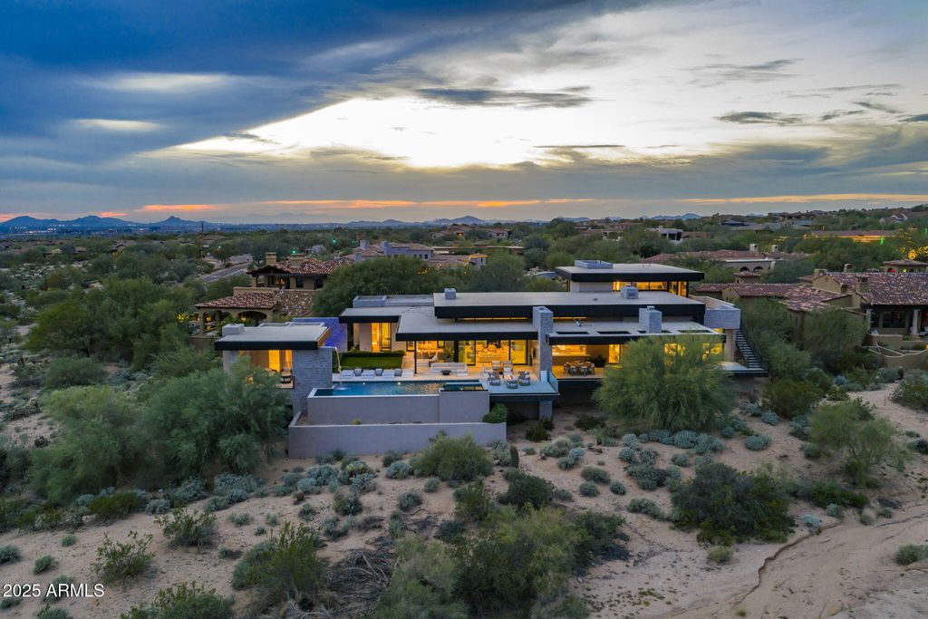 Photo of 9830 E Thompson Peak Parkway #912, Scottsdale, AZ 85255 (MLS # 6954931)