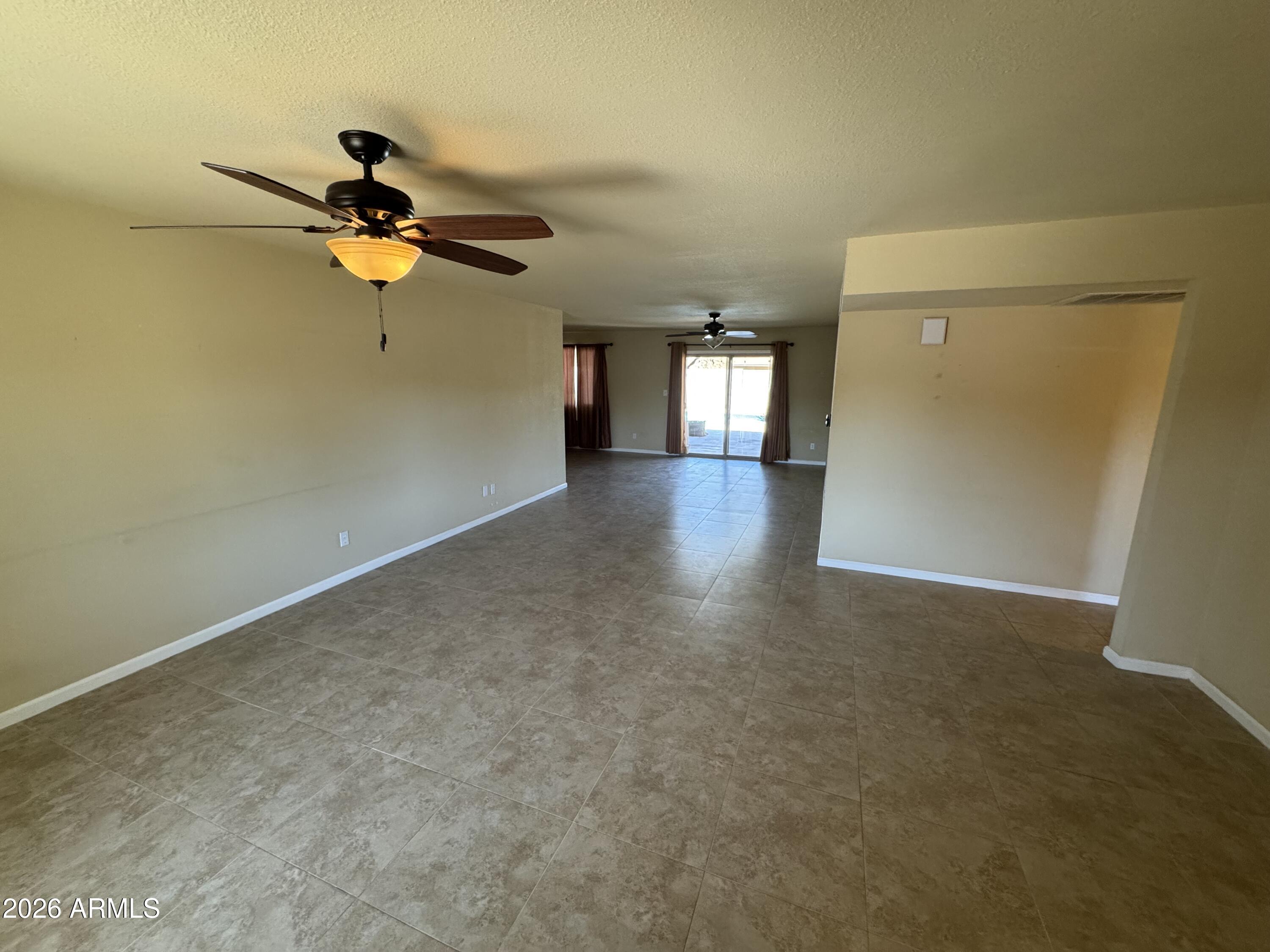 2058 E FREMONT Drive