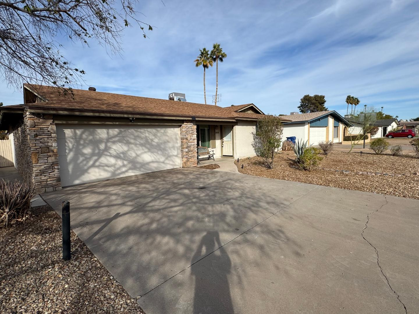2058 E FREMONT Drive
