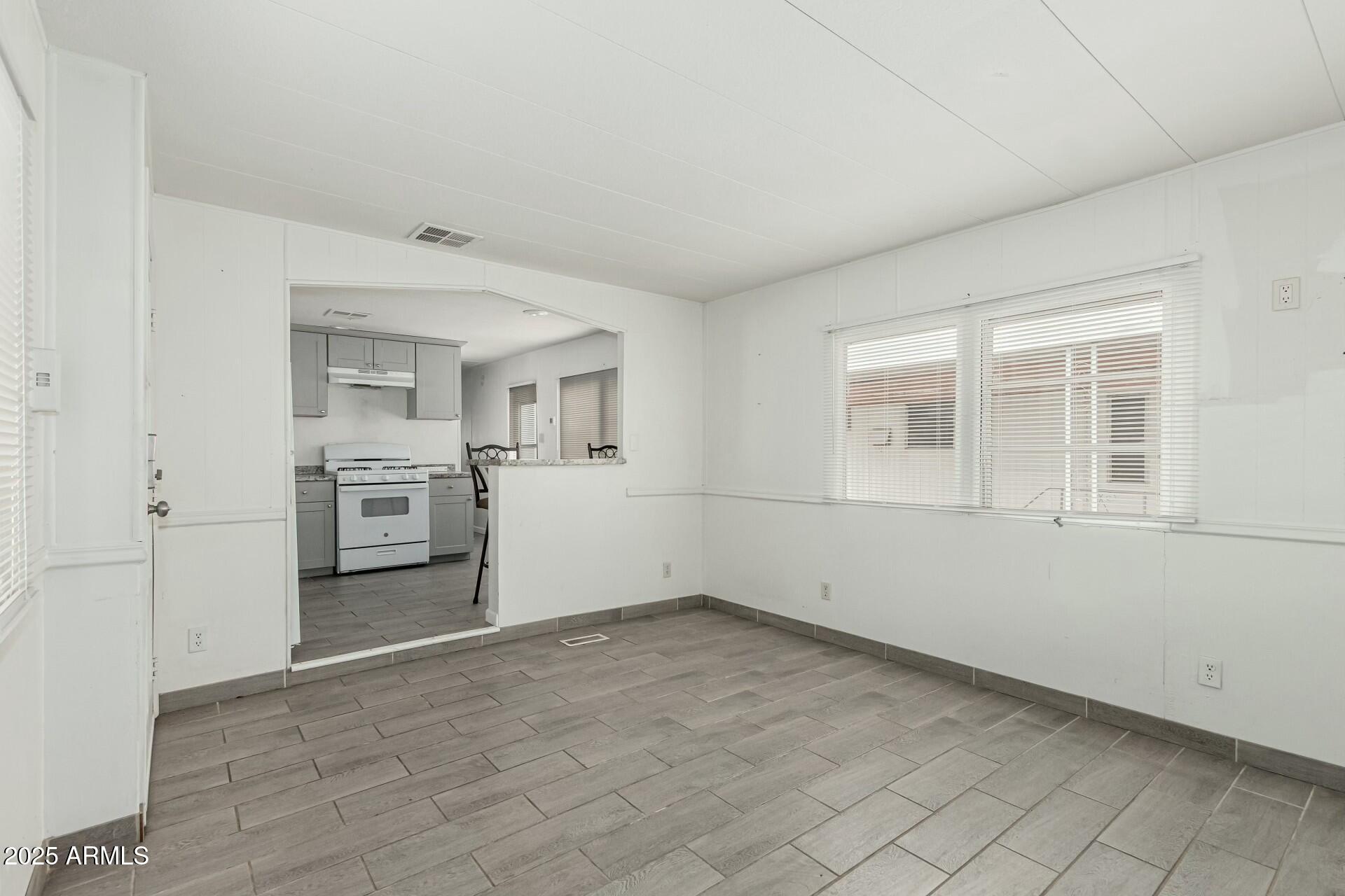 730 S COUNTRY CLUB Drive 5