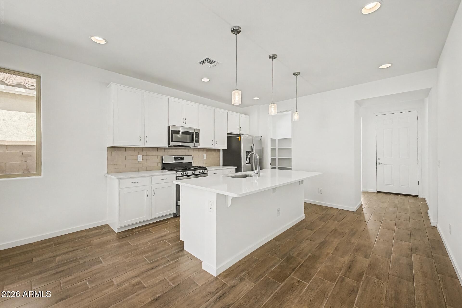 40070 W ANNE Lane