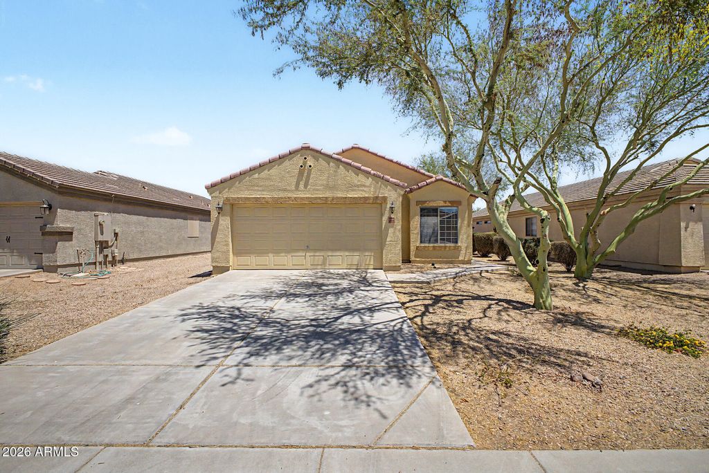 Photo of 43832 W Arizona Avenue, Maricopa, AZ 85138 (MLS # 7028428)