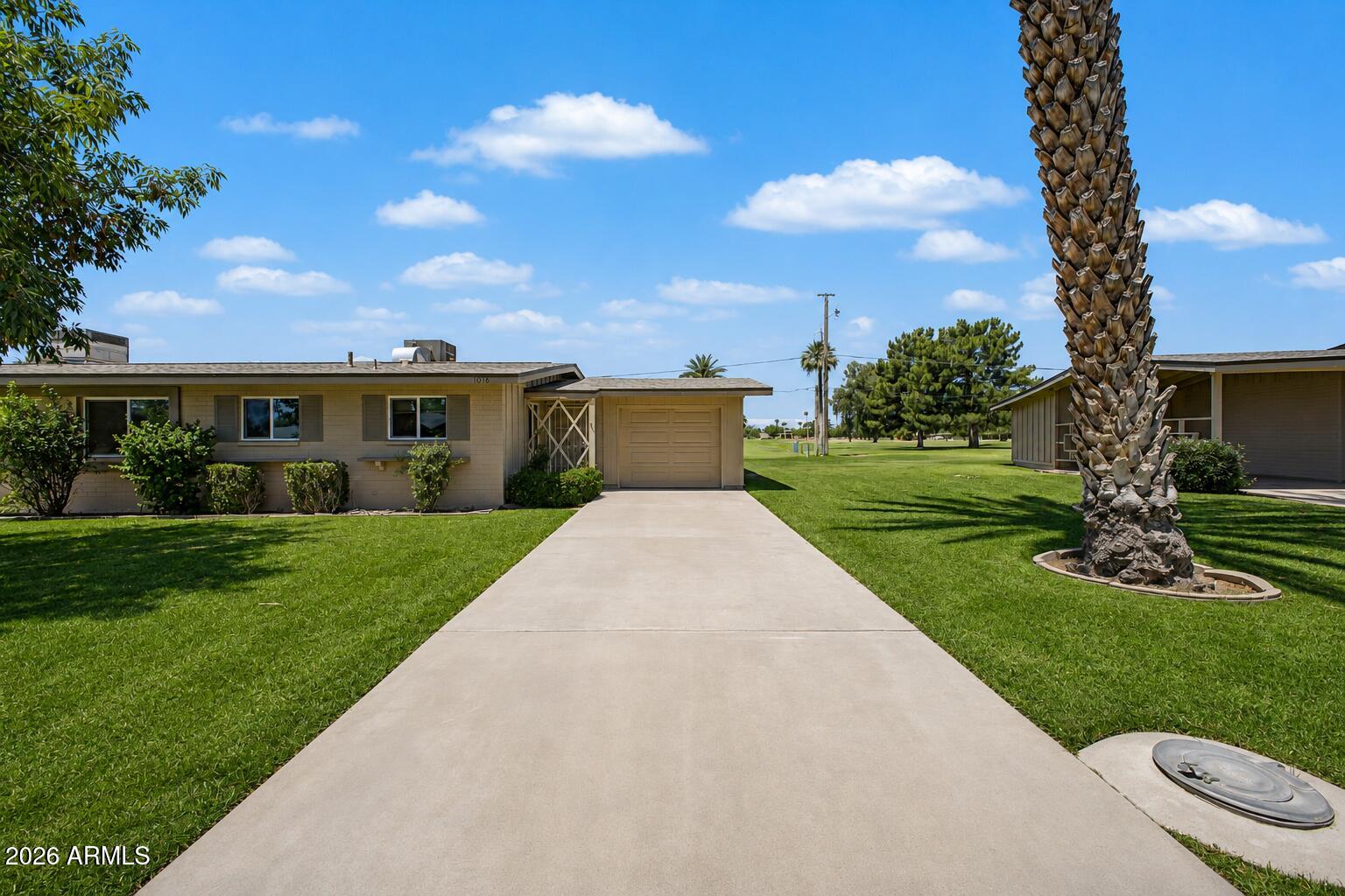 11016 N COGGINS Drive