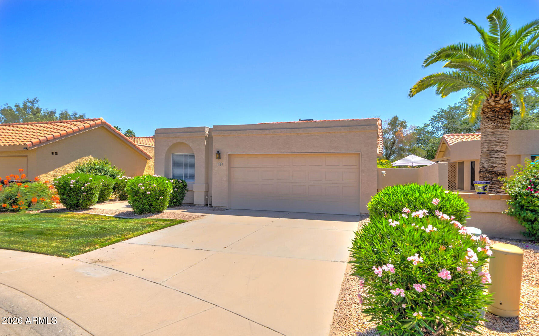 1385 N BULLMOOSE Court