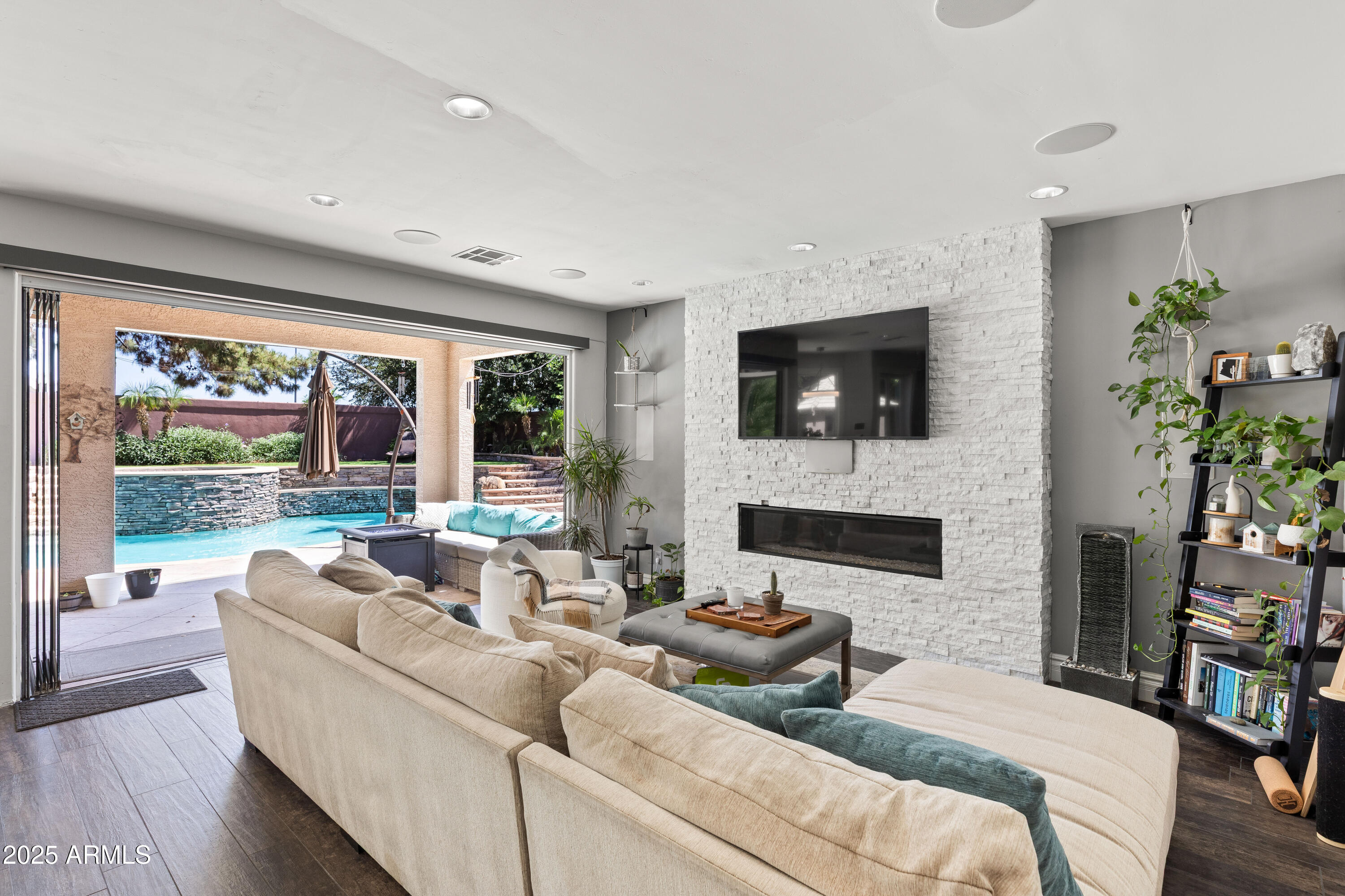 Mesa, Arizona 85206, United States, 4 Bedrooms Bedrooms, ,3 BathroomsBathrooms,Residential,Active,160271