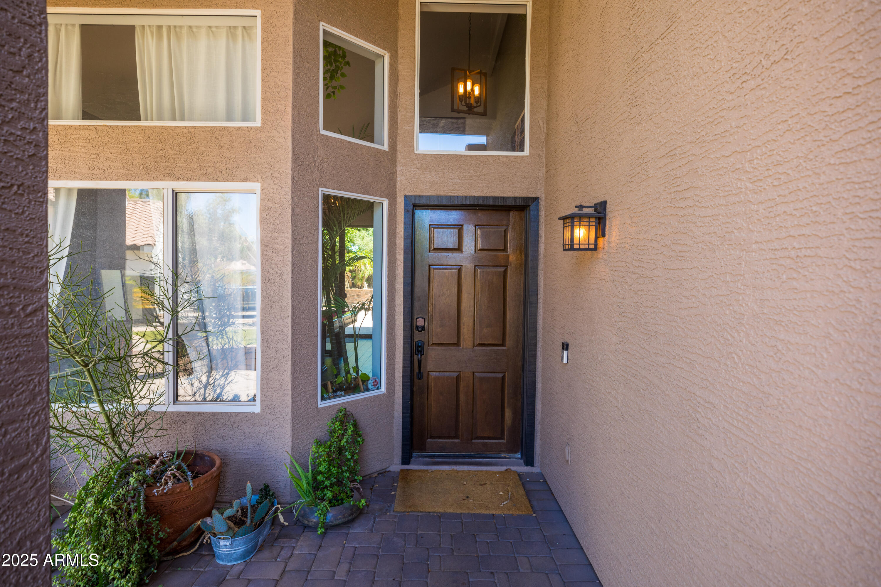 1204 S ARROYA Circle
