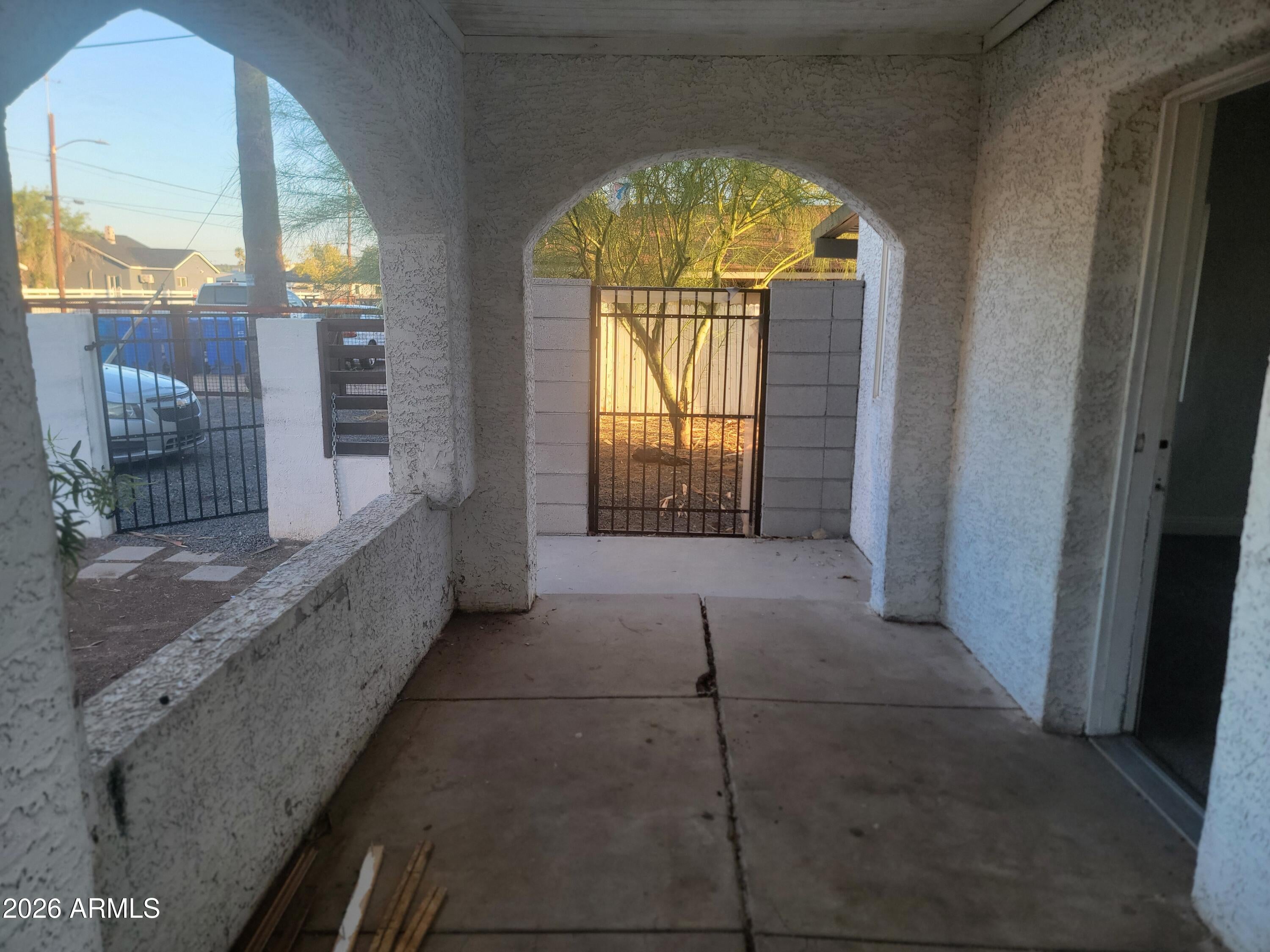 2102 N 26TH Place