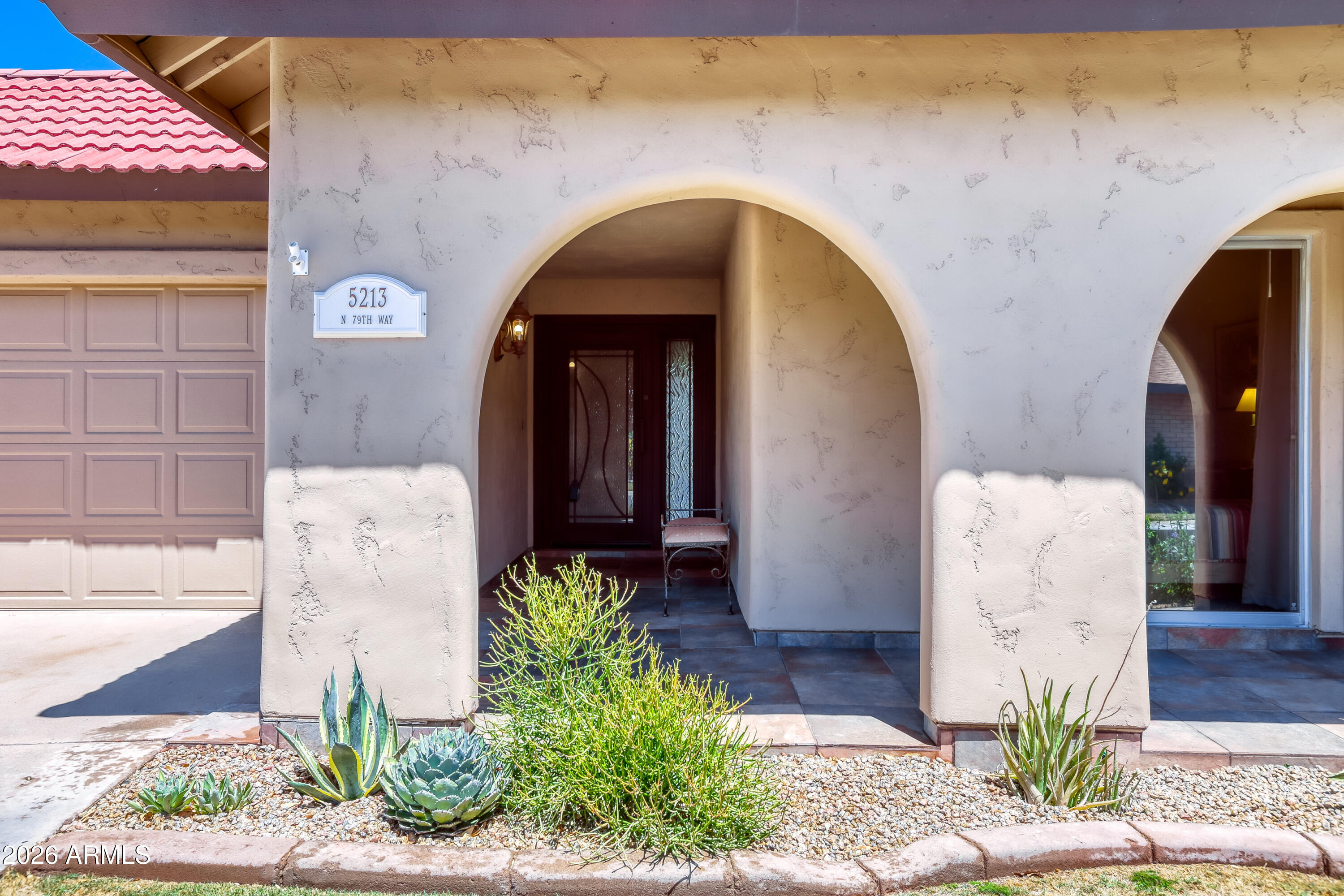 5213 N 79TH Way