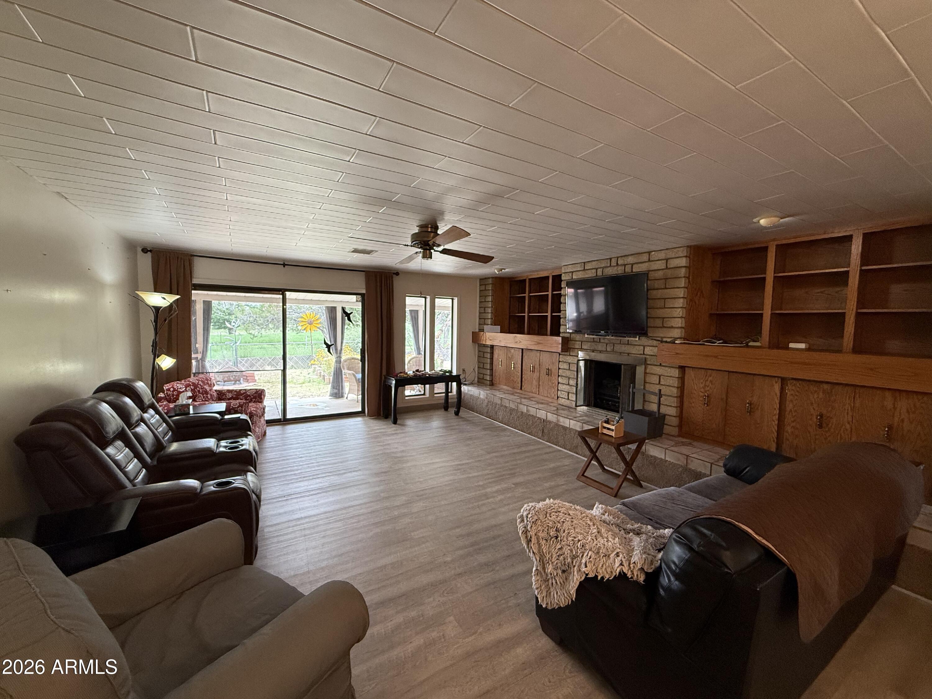 10 County Road 5099 --