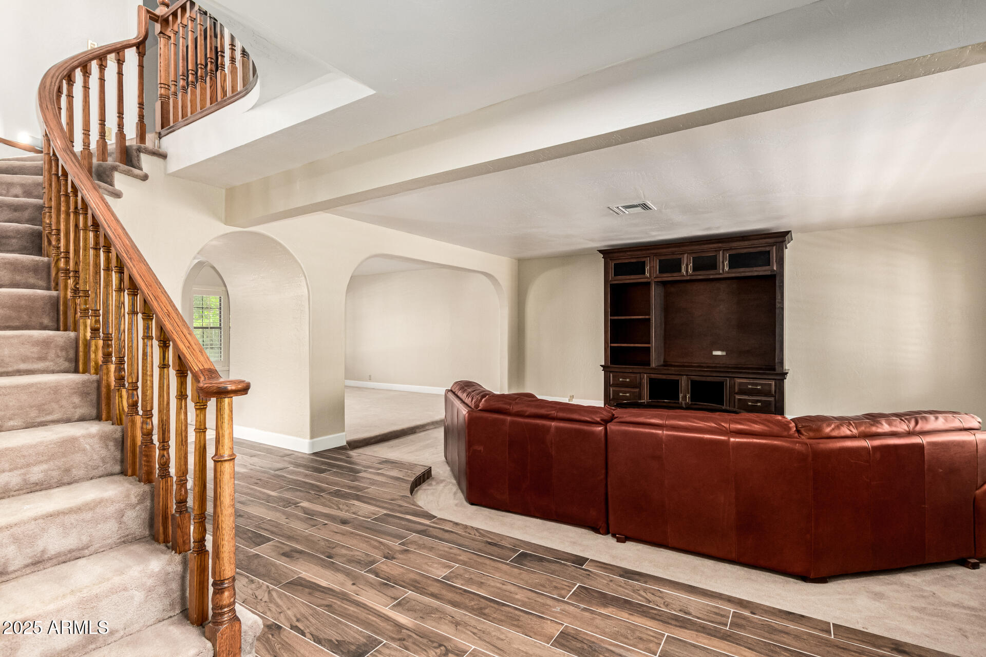 119 E PALOMINO Drive