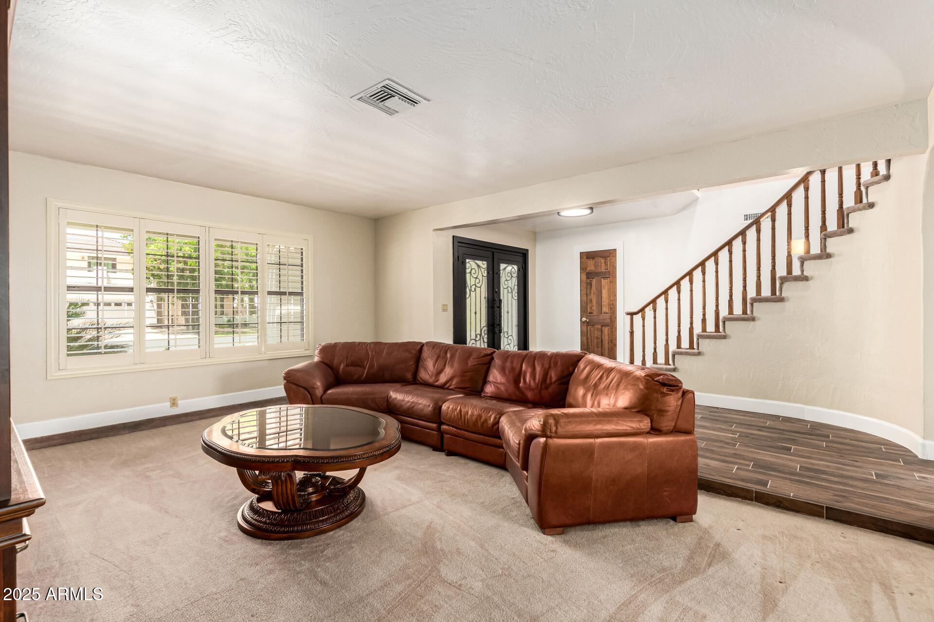 119 E PALOMINO Drive
