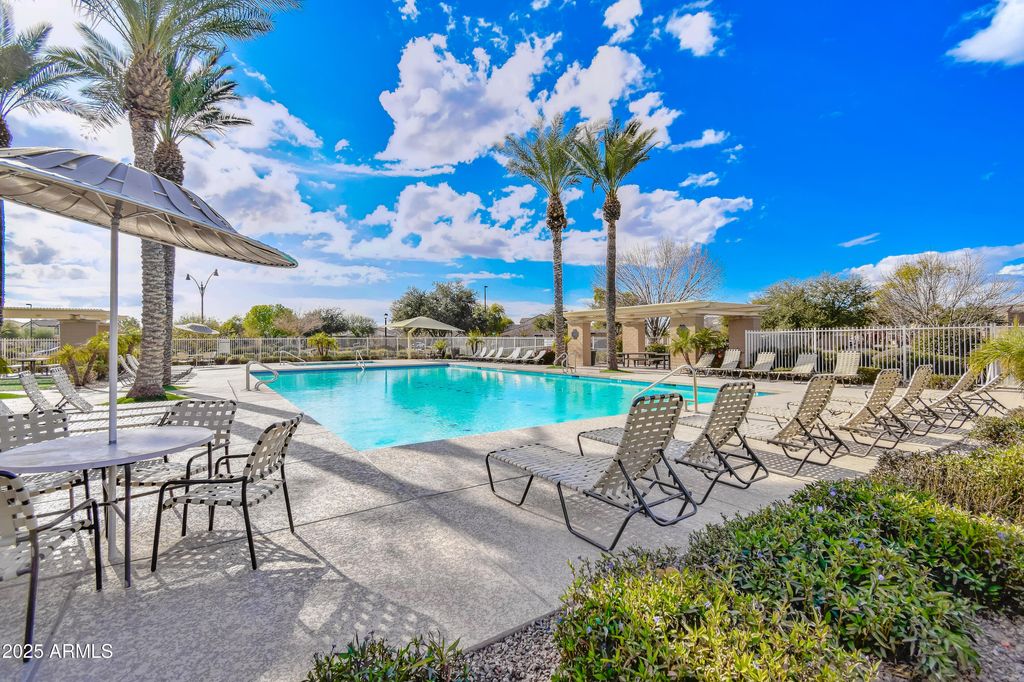 Photo of 3327 E Ivanhoe Street, Gilbert, AZ 85295 (MLS # 6925414)