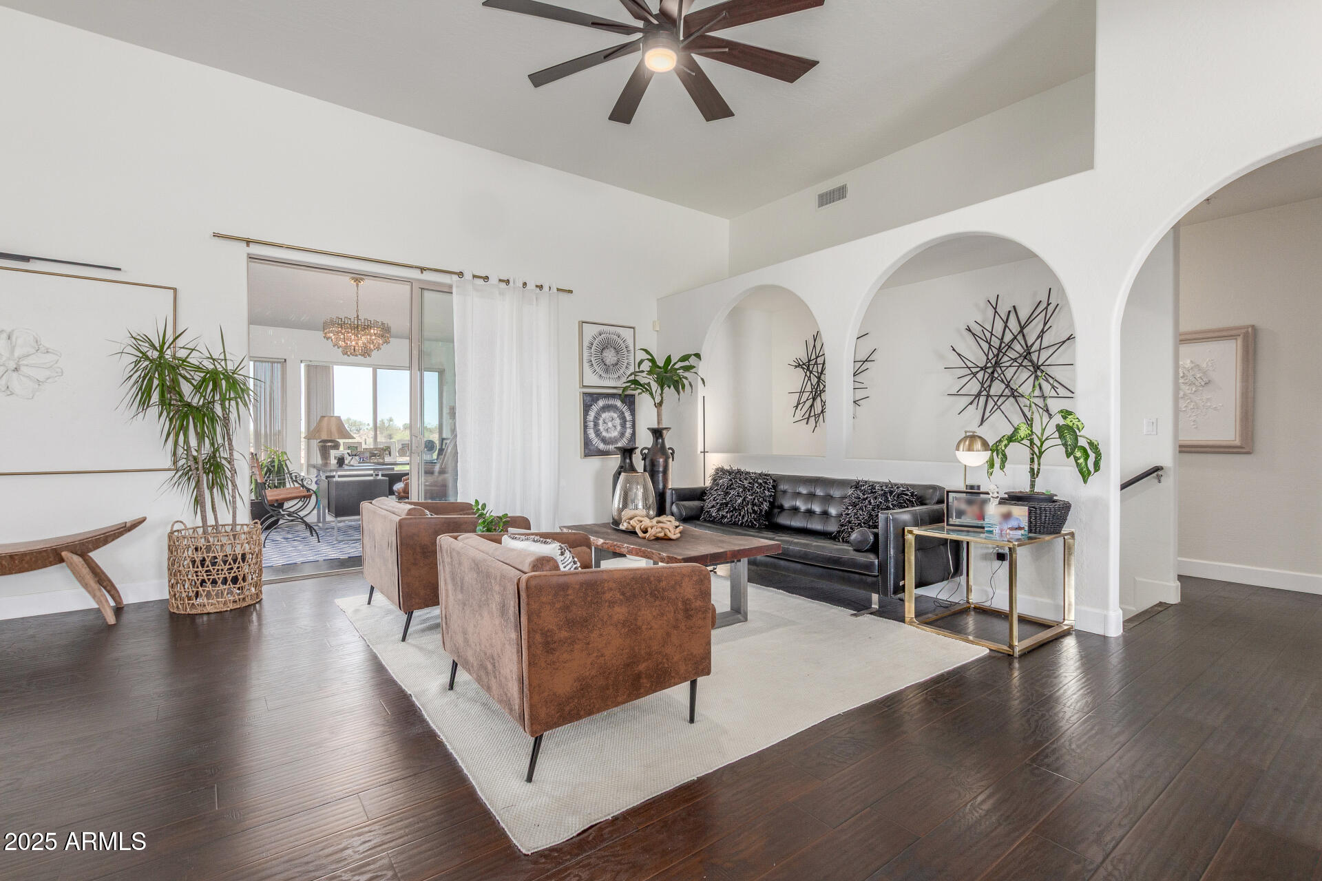 15513 E PALISADES Boulevard