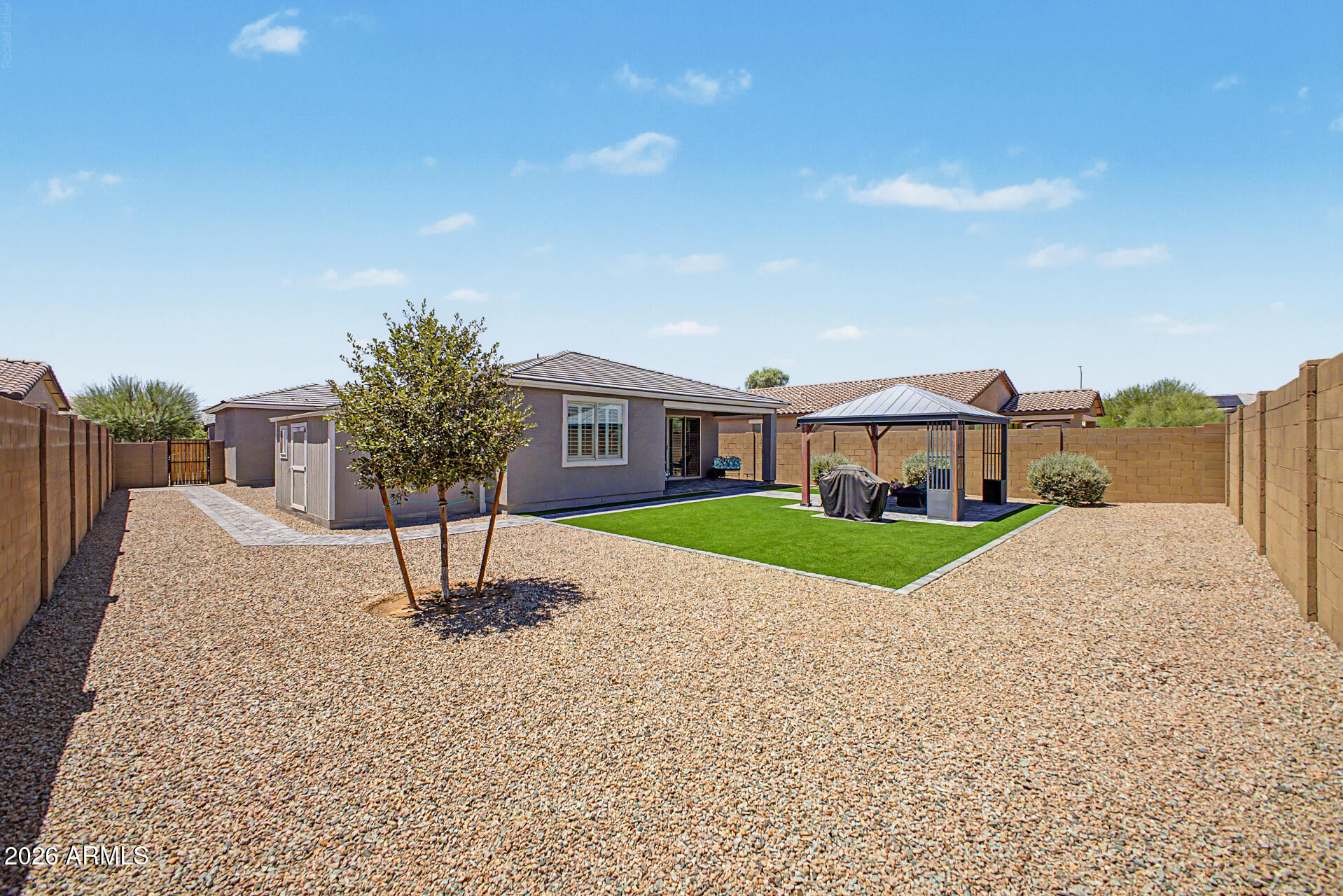1230 E GABRILLA Drive